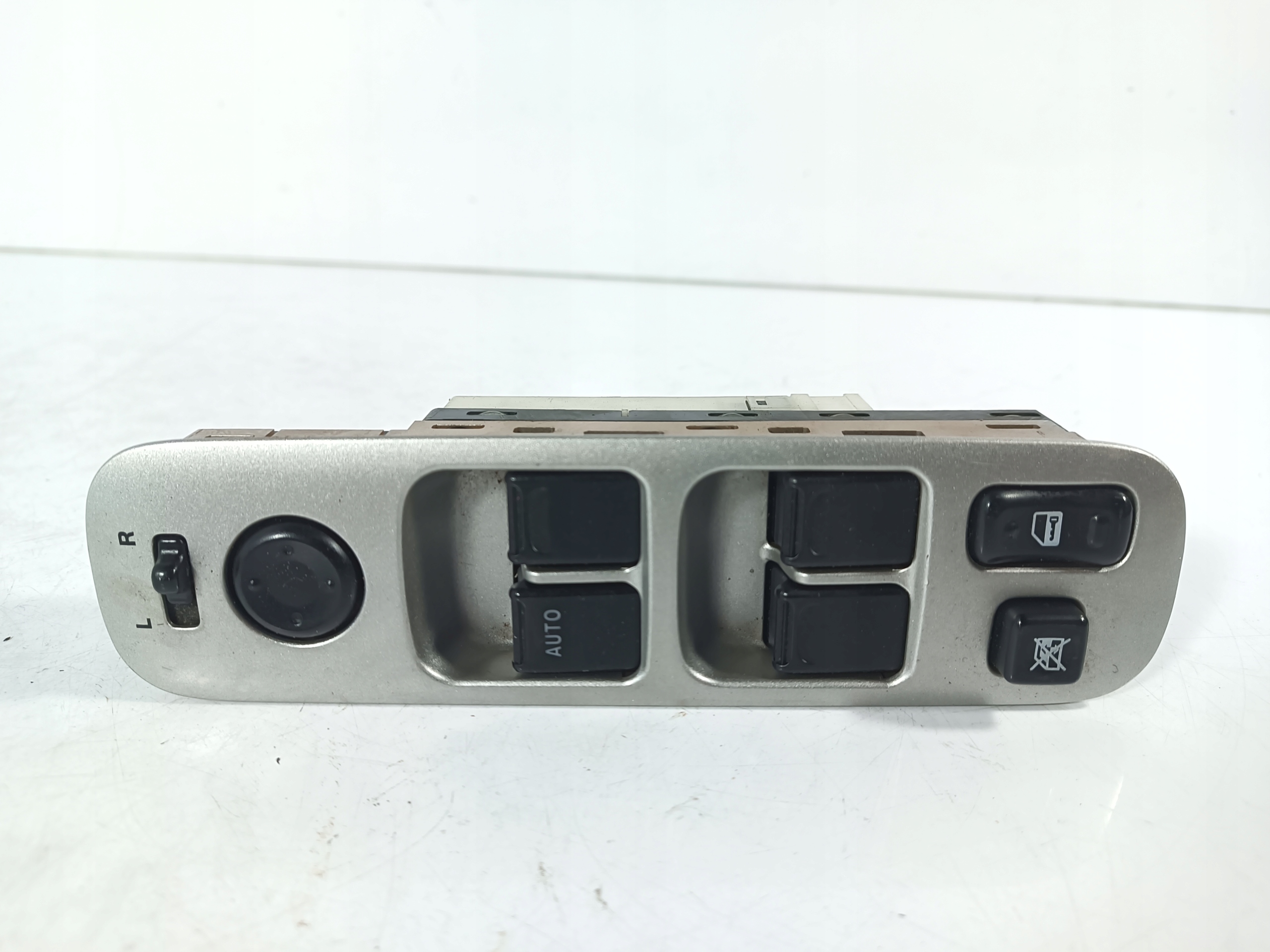 Suzuki Liana PANEL REGULACJA regulation button windows OE 59J102593T