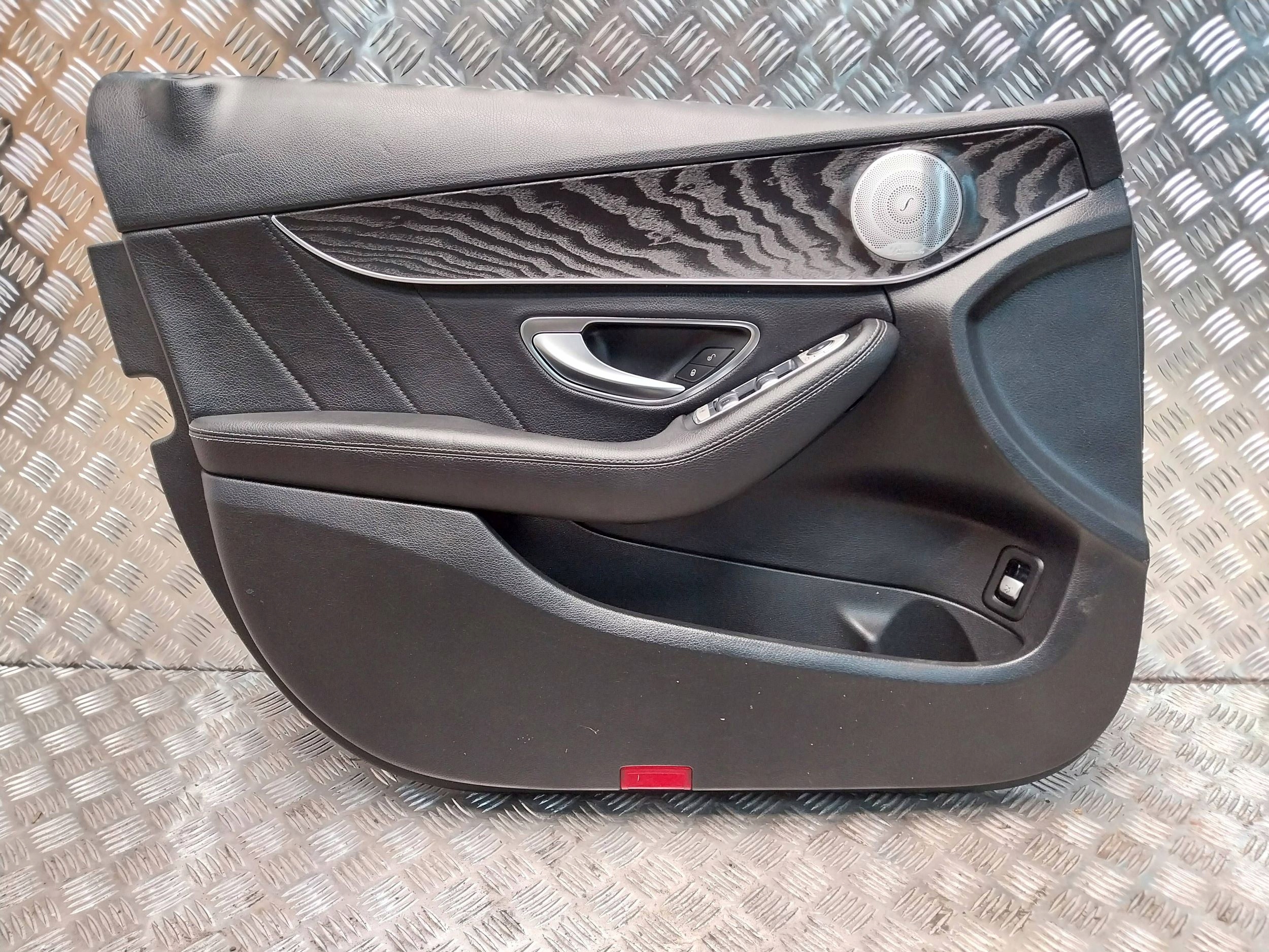 upholstery door left front side MERCEDES C-KLASA W205 14- 2450334
