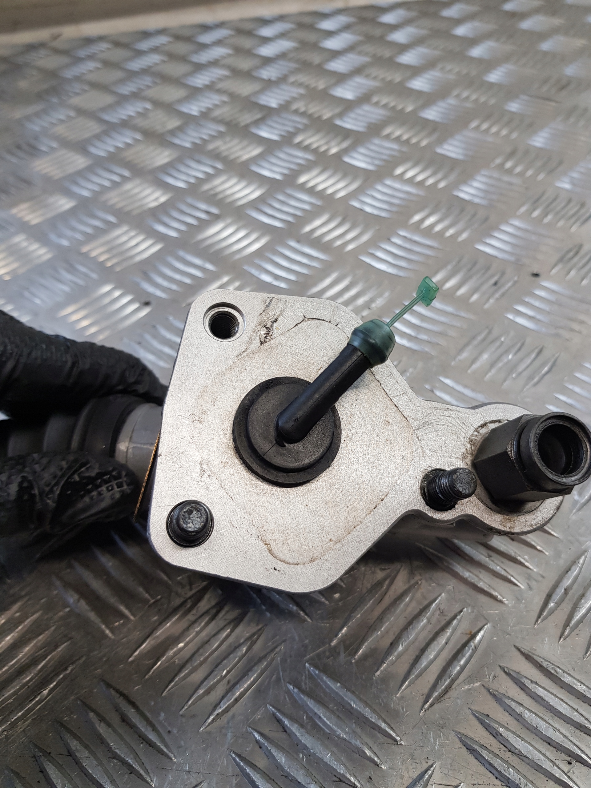 Pompe Embrayage OE 1927829 SCANIA R420