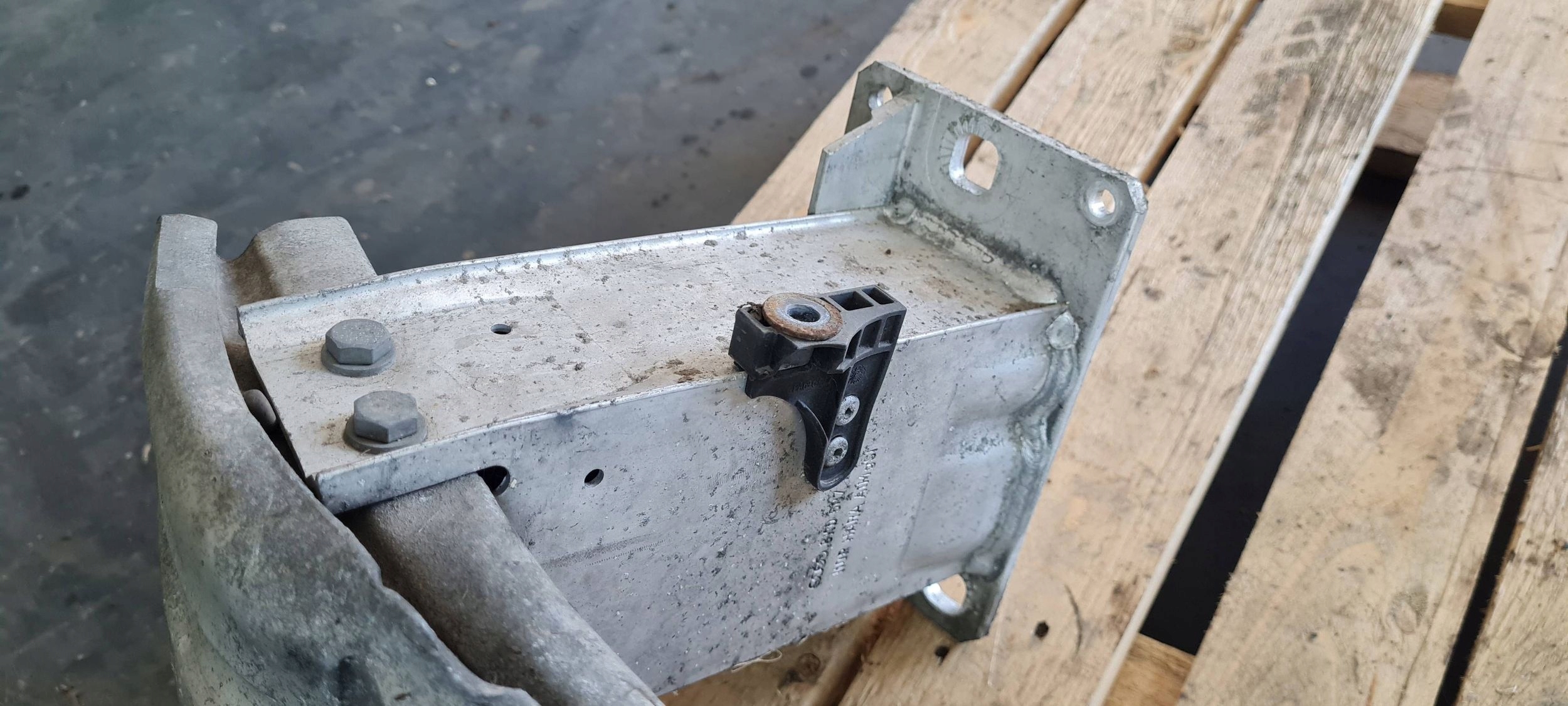 A5 8T S5 LIFT bumper support front STREFY KOMPLET 8K0807113F A4 B8 S4 LIFT