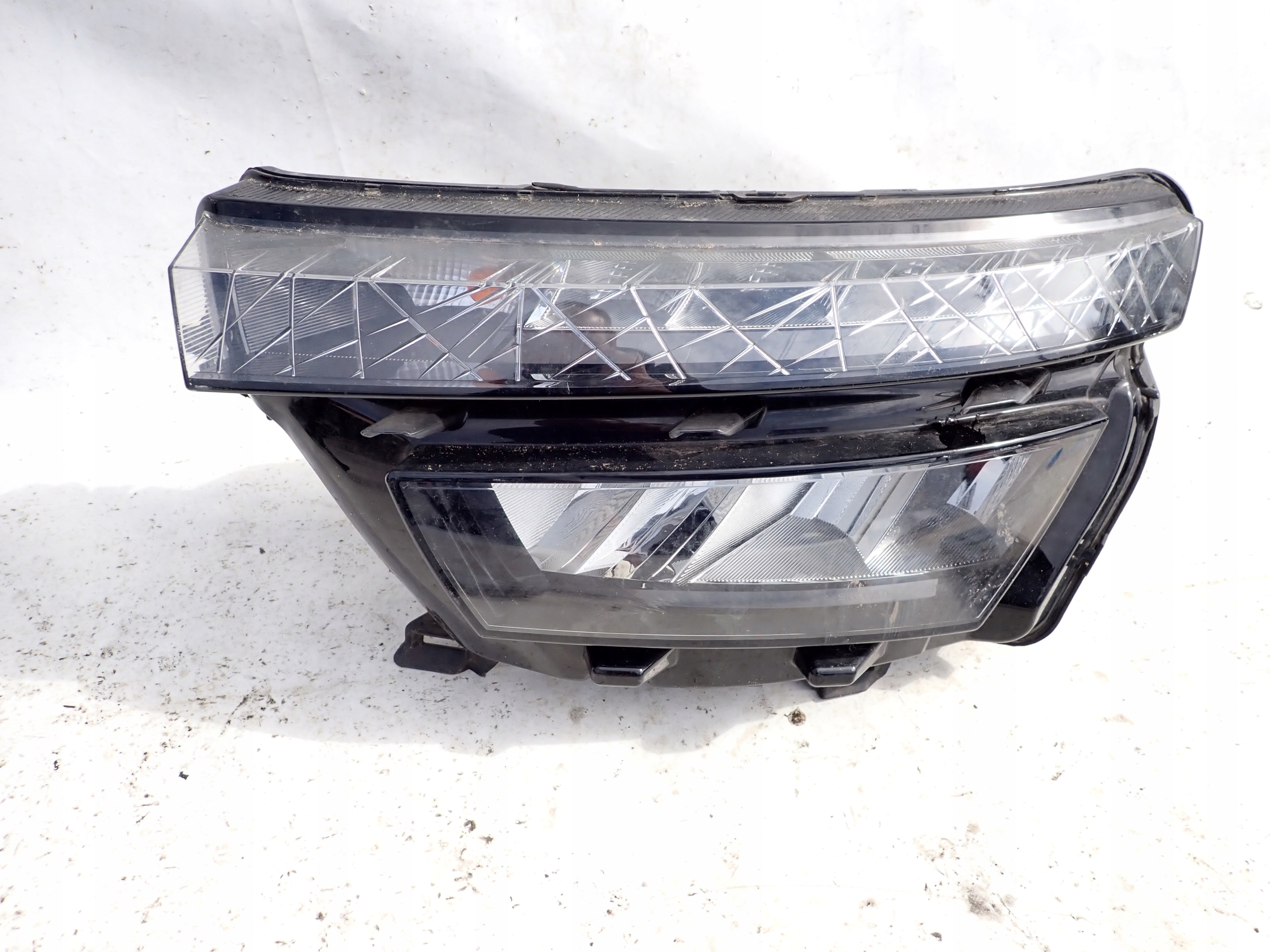 SKODA KAMIQ 19- light left front FULL LED