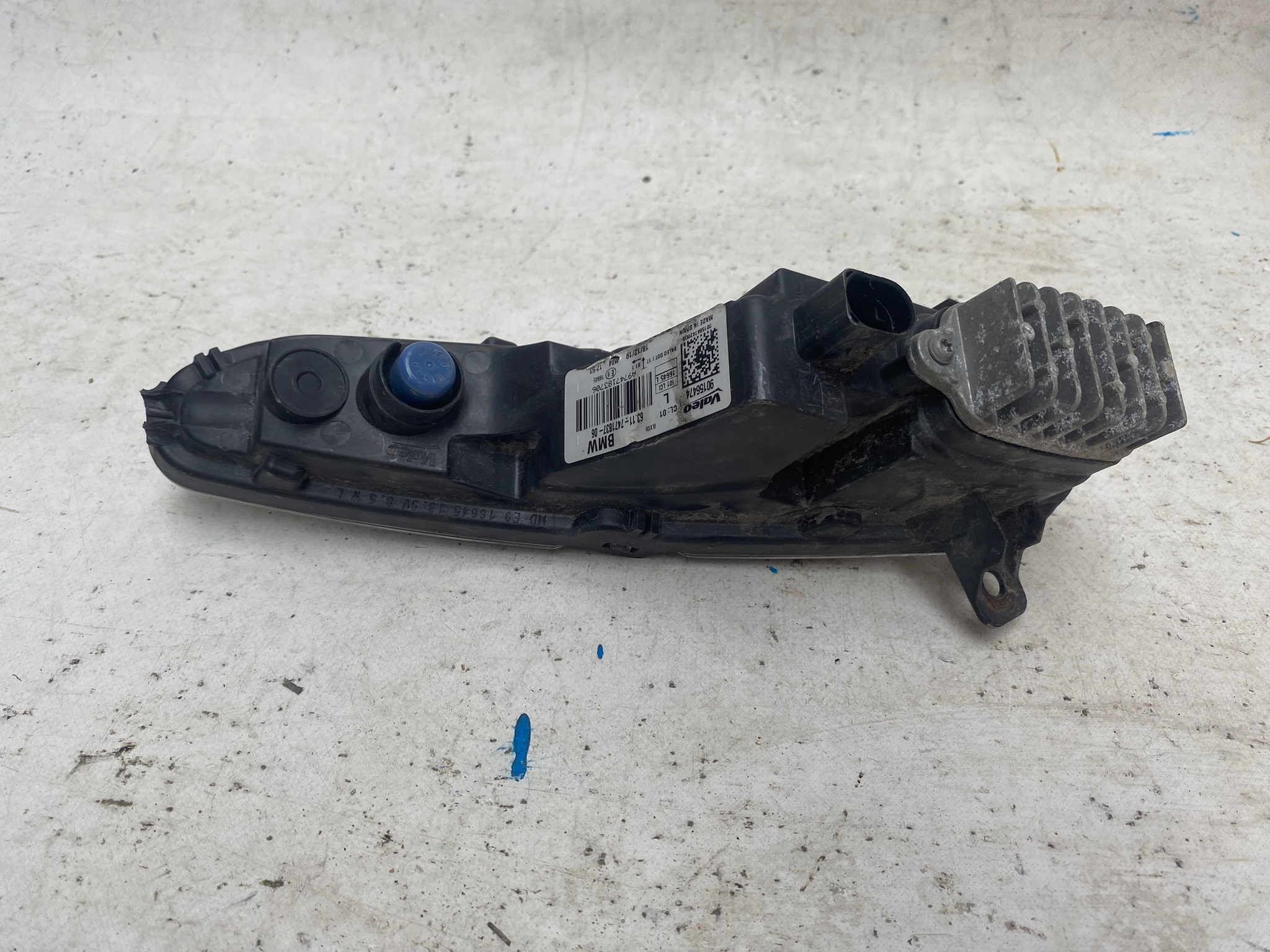BMW i3 LIFT 17- fog light LED DRL indicator left 7471837