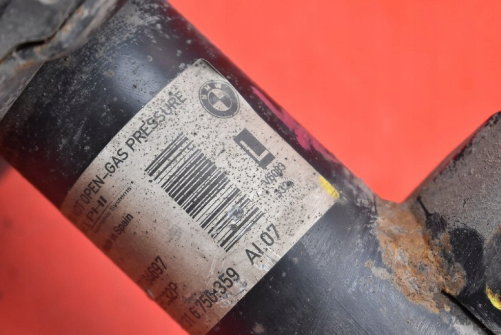 shock absorber left front 6750359 BMW X5 E53 3.0 D 184 KM 99-03