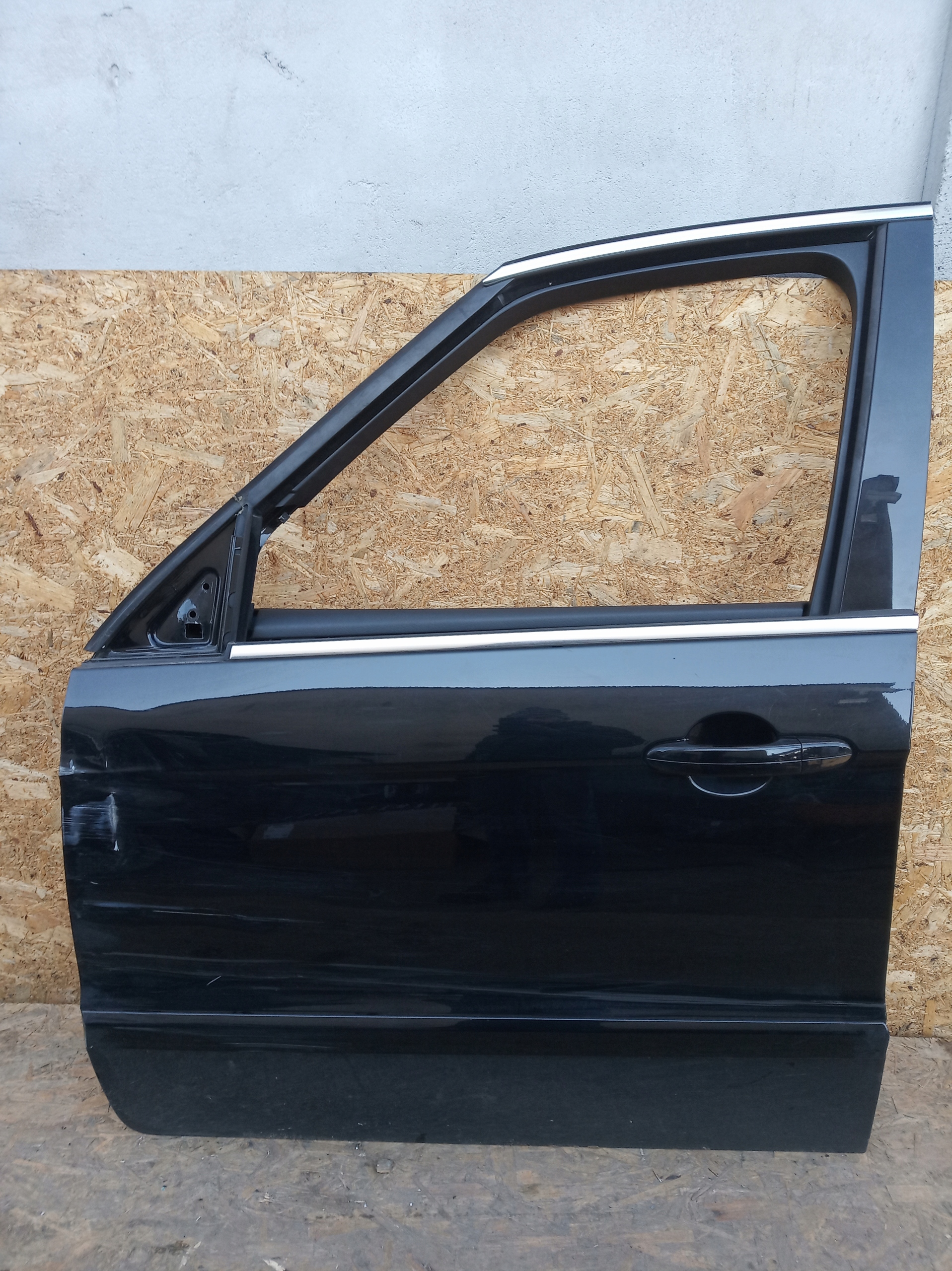 DRZWI PRZEDNIE LEWE FORD S-MAX LIFT NUMER G6