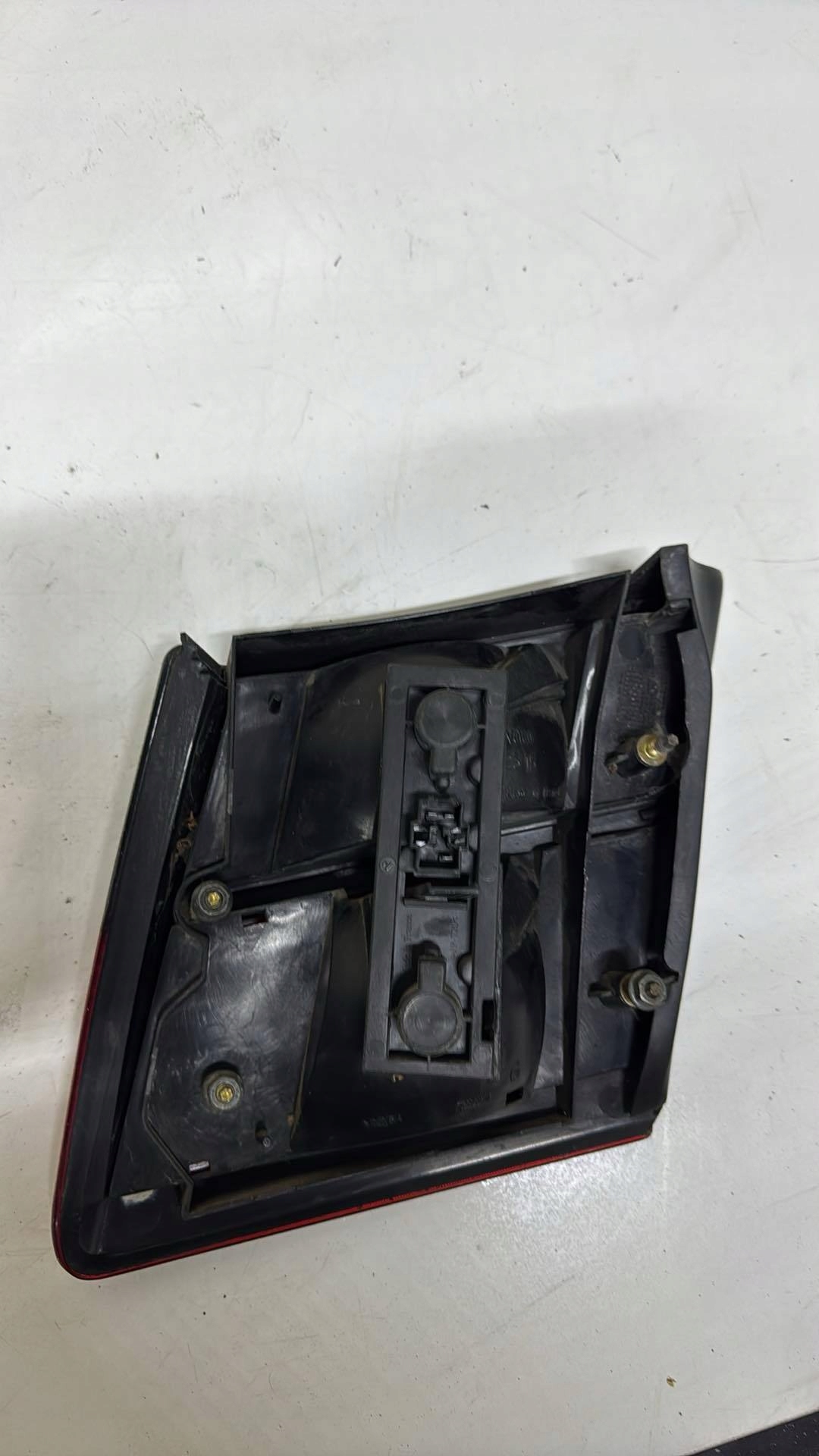 light SAAB 95 9-5 to the bonnet left rear part rear