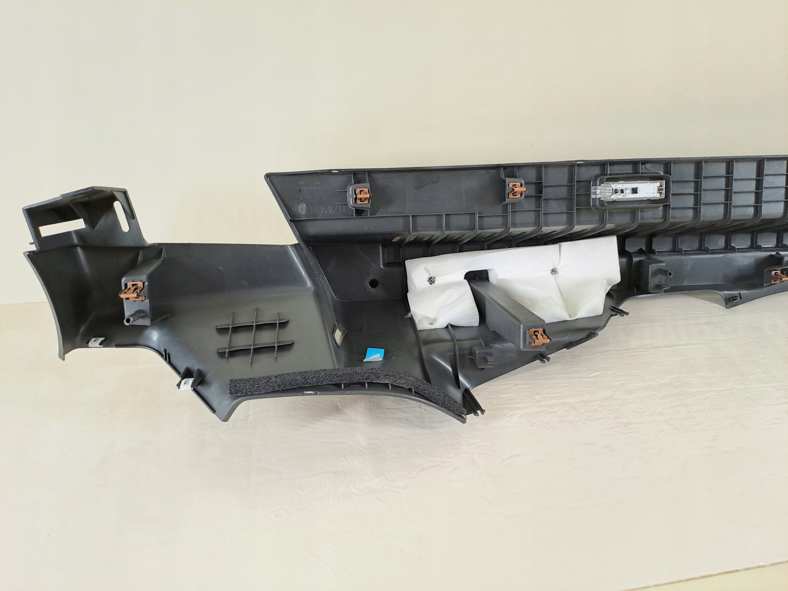 console holder POLKI boot right rear part FORD MONDEO V MK5 17r LIFTBACK
