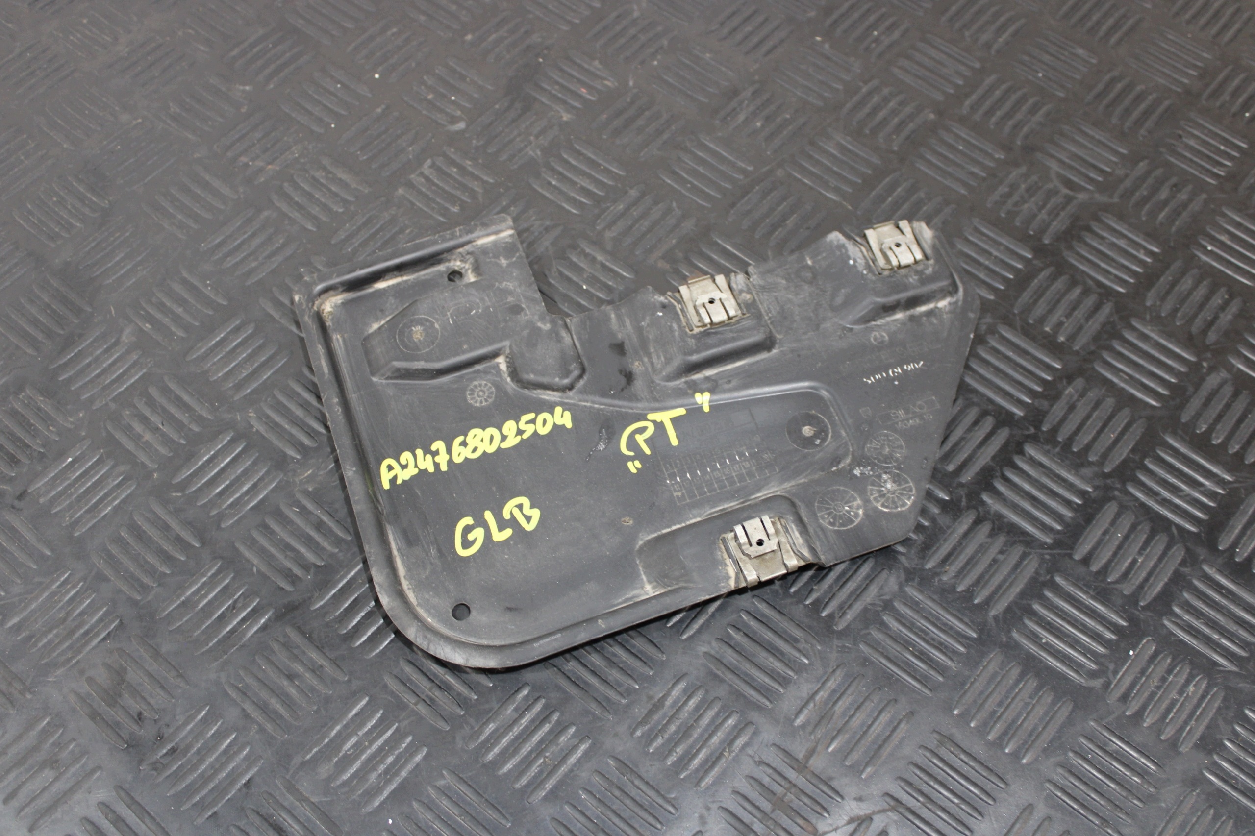 abdeckung Blende Abdeckung Unterfahrschutz A2476802504 MERCEDES GLB X247
