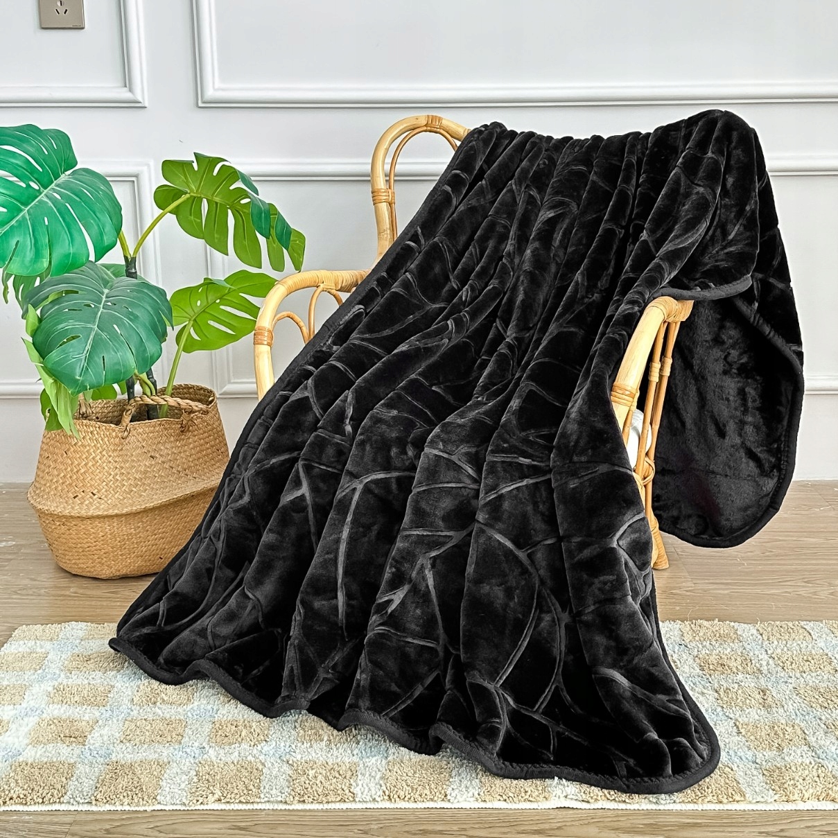 Černá Teplá Deka Tlustý Měkký Přehoz Na Postel Pohovka 200x220 LIV