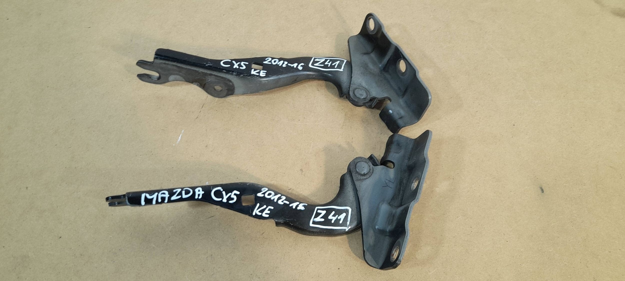 Mazda CX-5 und scharniere der motorhaube (Z41)