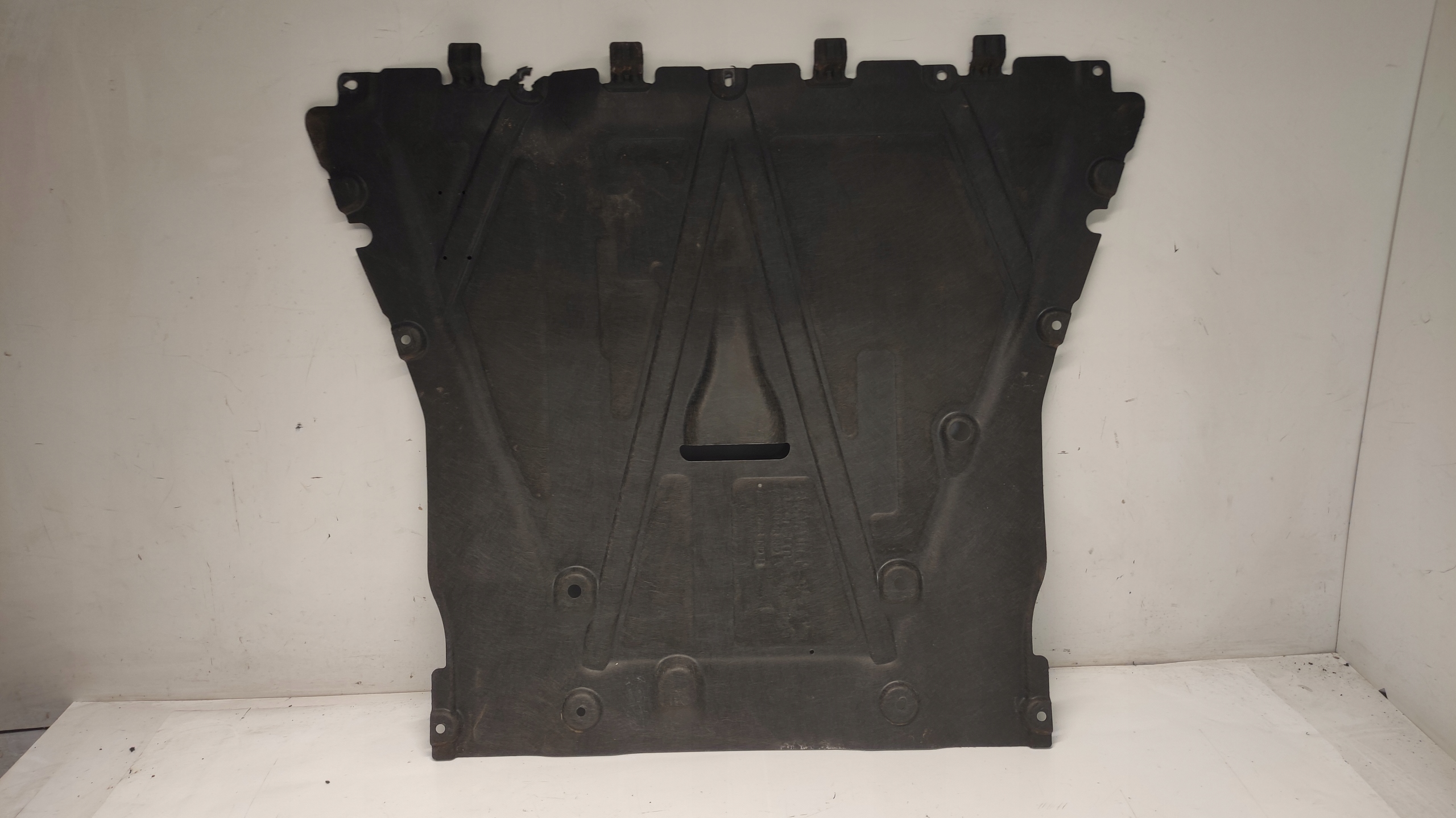 RENAULT CLIO V cover below engine lower EKRAN cover 19-23 758924134R