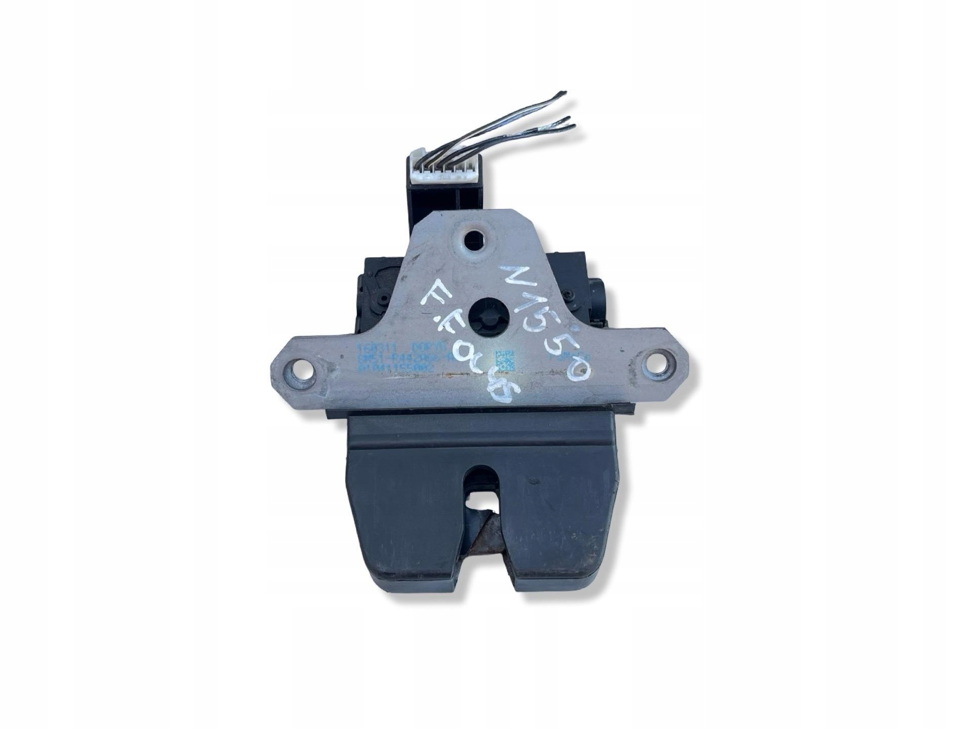 lock bonnet boot Ford Focus 3 2011 8M51-R442A66-AC