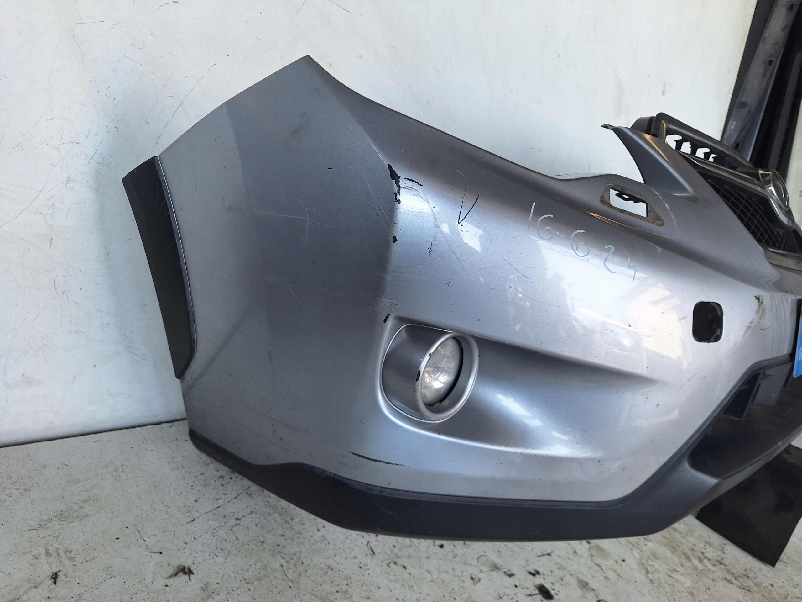 SUBARU XV 11-16 bumper + XENON