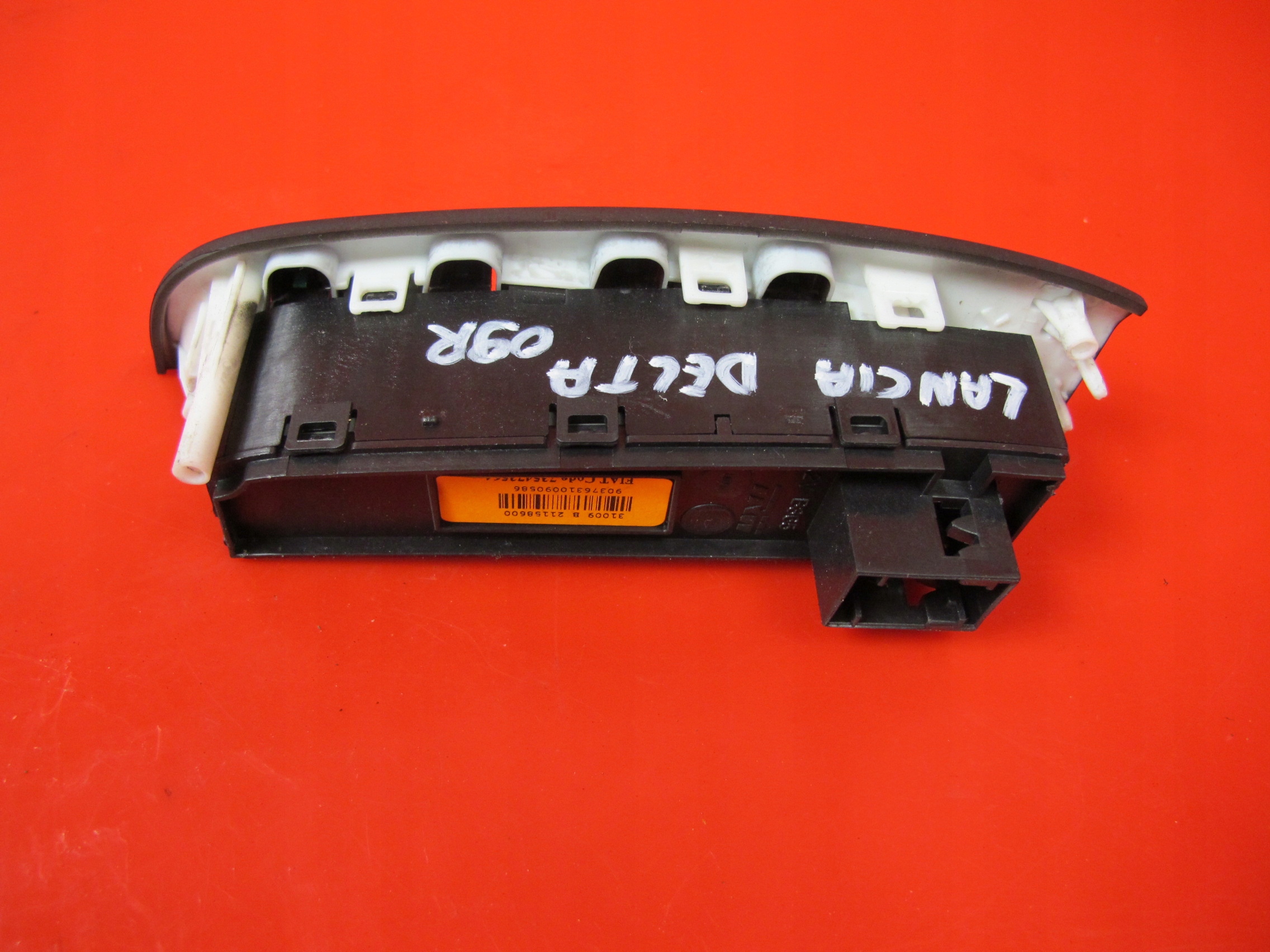 LANCIA DELTA III 3 switch control of the lights