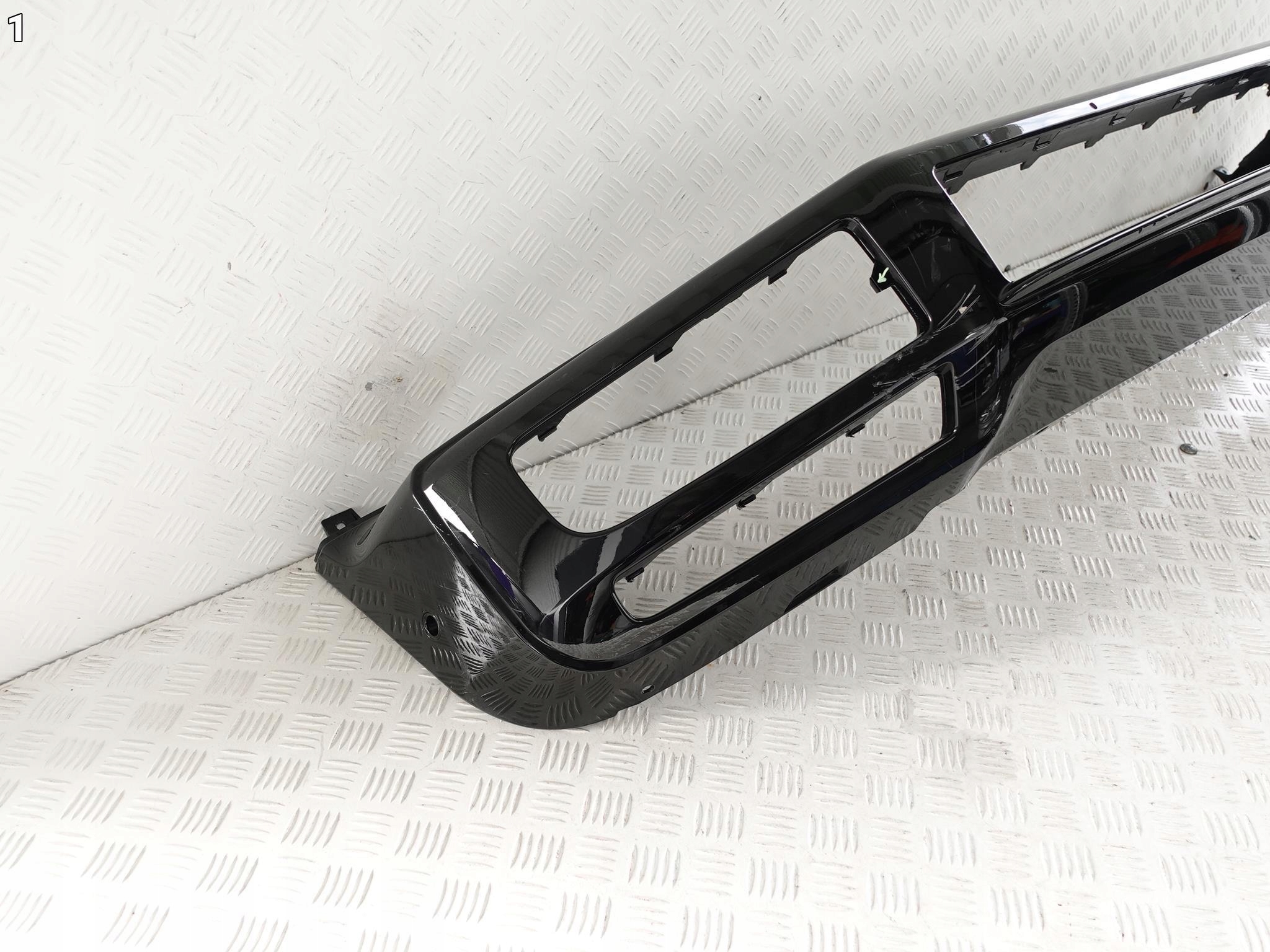 MERCEDES G-KLASA W463 III 18- bumper front *PDC*