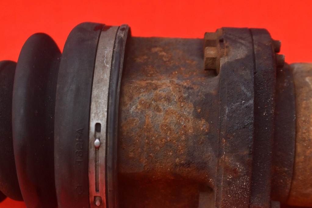 semi-axis left front AUTOMAT INFINITI G37 3.7 V6 330 KM 4X4 07-13