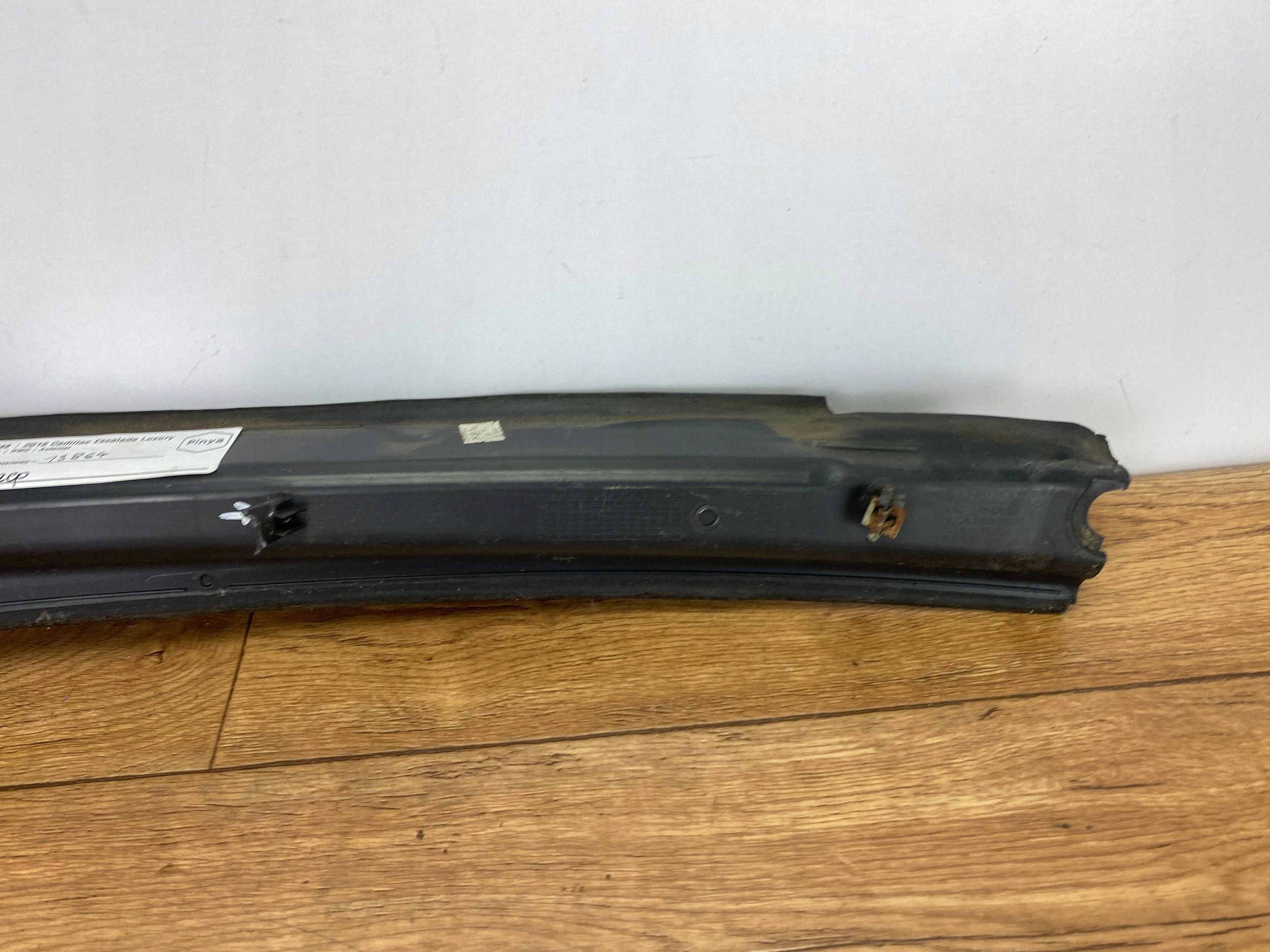 torpedo left Cadillac Escalade IV 2015+
