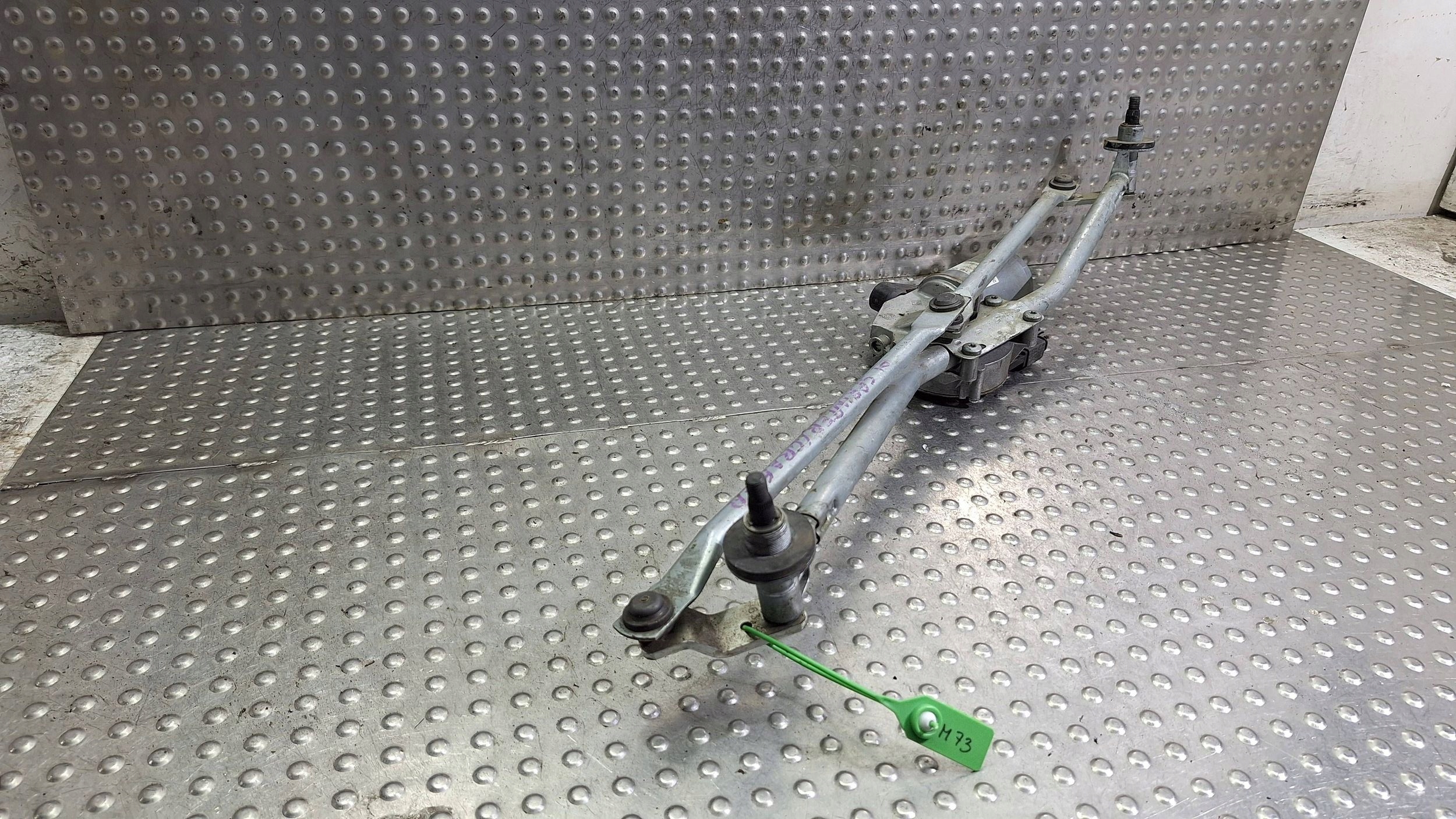 wiper mechanism front A9068200040 MERCEDES SPRINTER W906 CRAFTER and