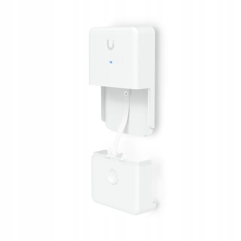 dpter provides power  25GbE connectivity to two connected Wve devices — 8