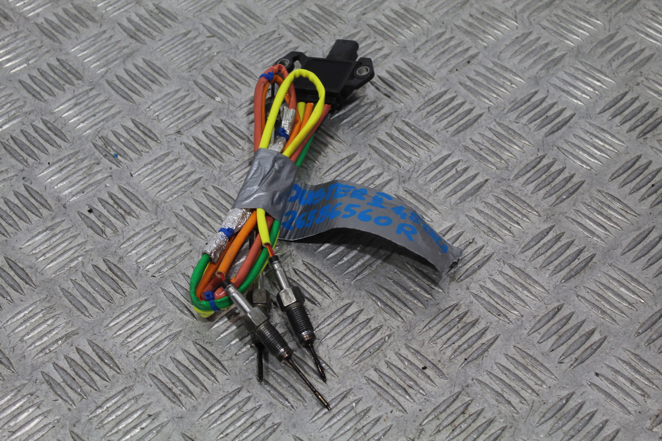 SENSOR TEMPERATURY GASE DACIA DUSTER II 2
