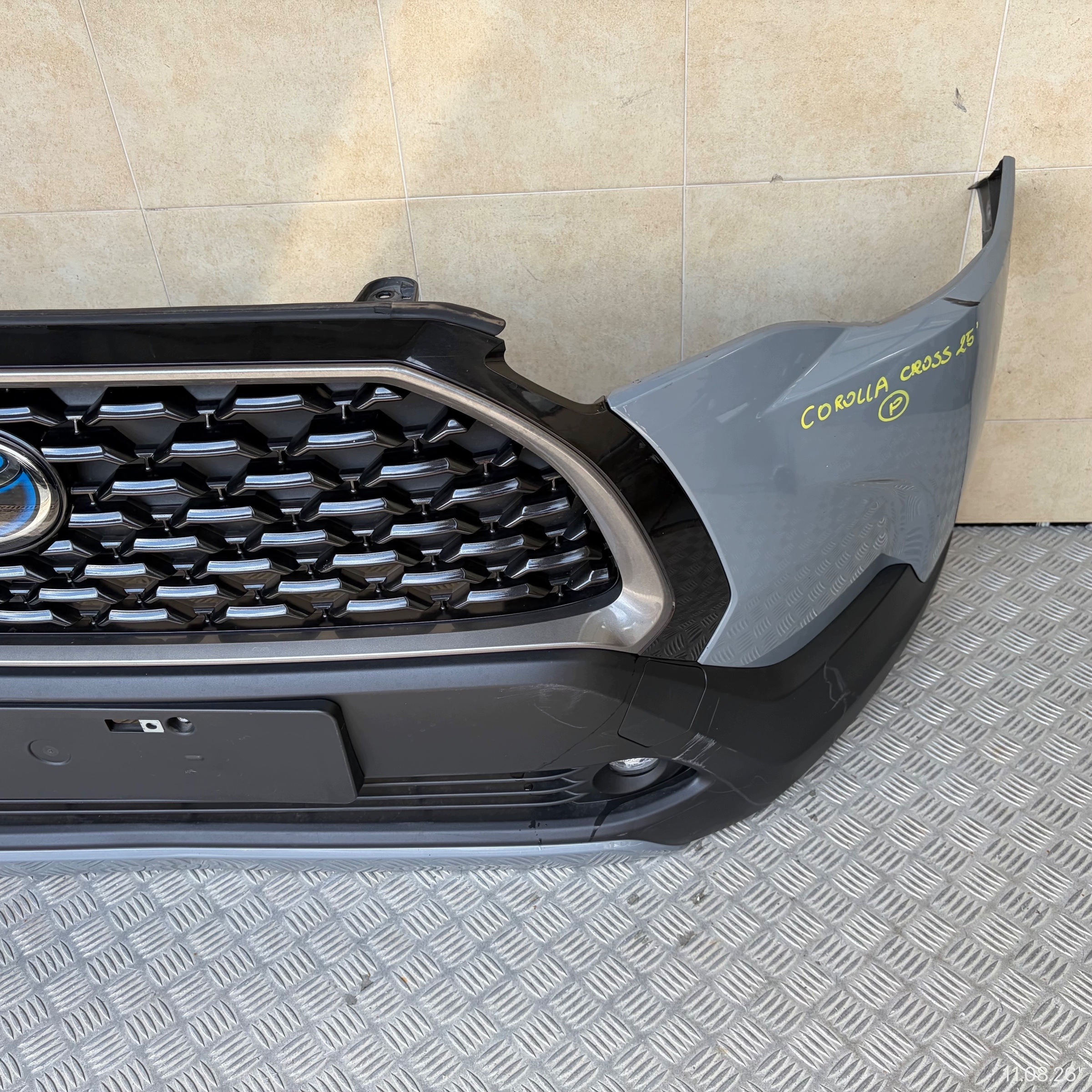 front bumper complete TOYOTA COROLLA CROSS 2025 ROK