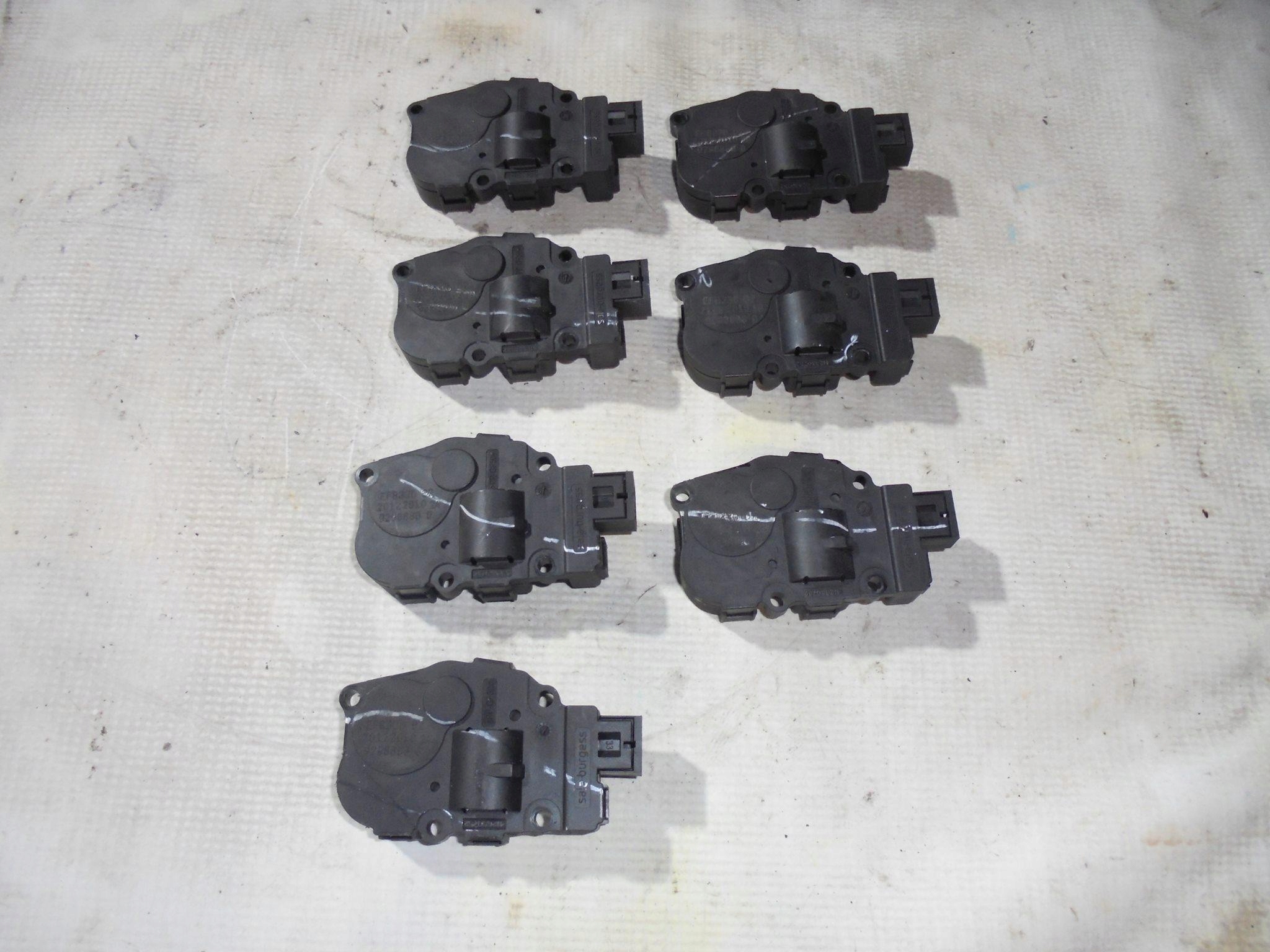 SILNICZEK NAGRZEWNICY BMW X3 F25 2.0D XDRIVE 2011