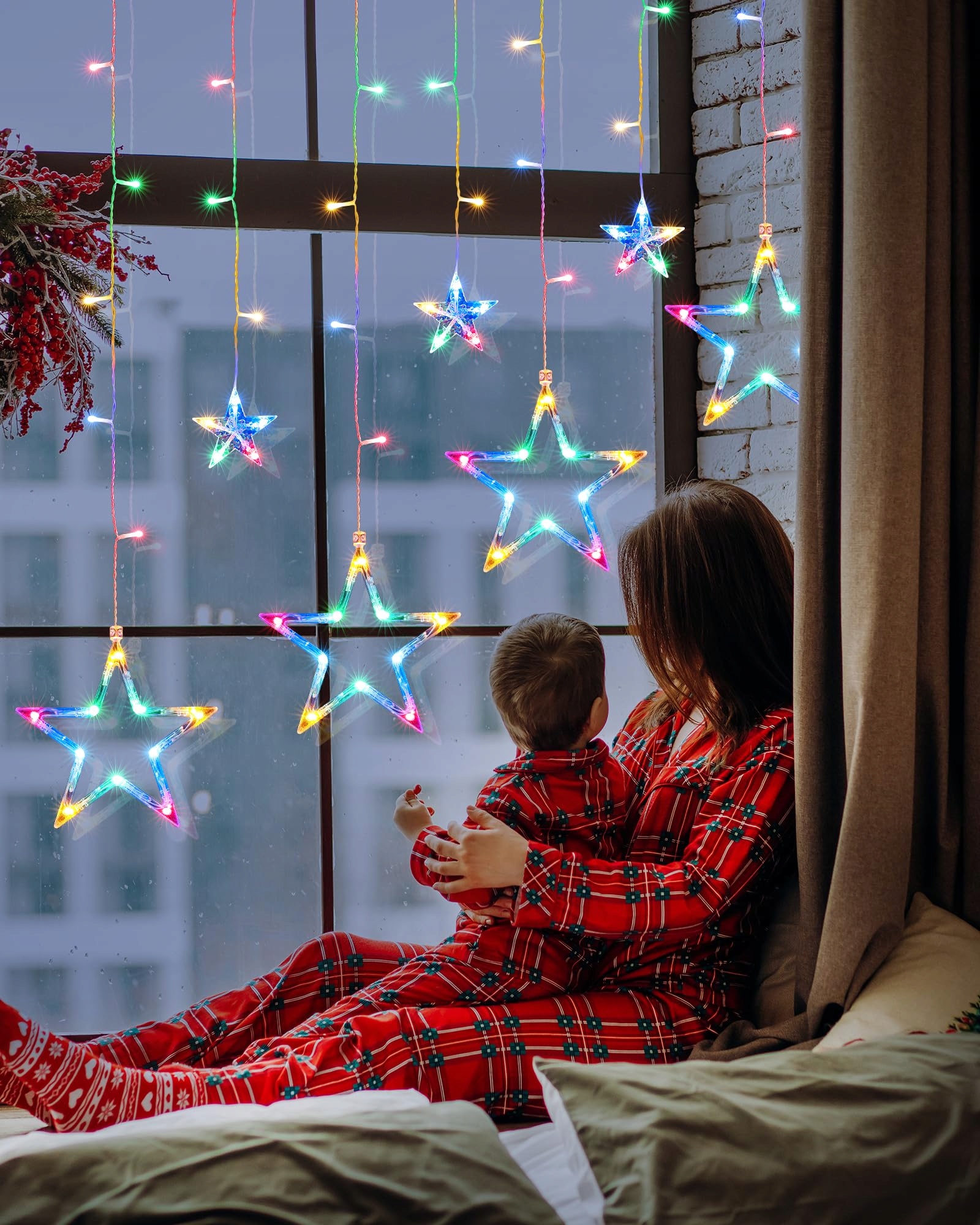 ISHABAO KURTYNA ŚWIETLNA GWIAZDY OZDOBA ŚWIĄTECZNA MULTIKOLOR 138 LED 24x1M — miniatura 4