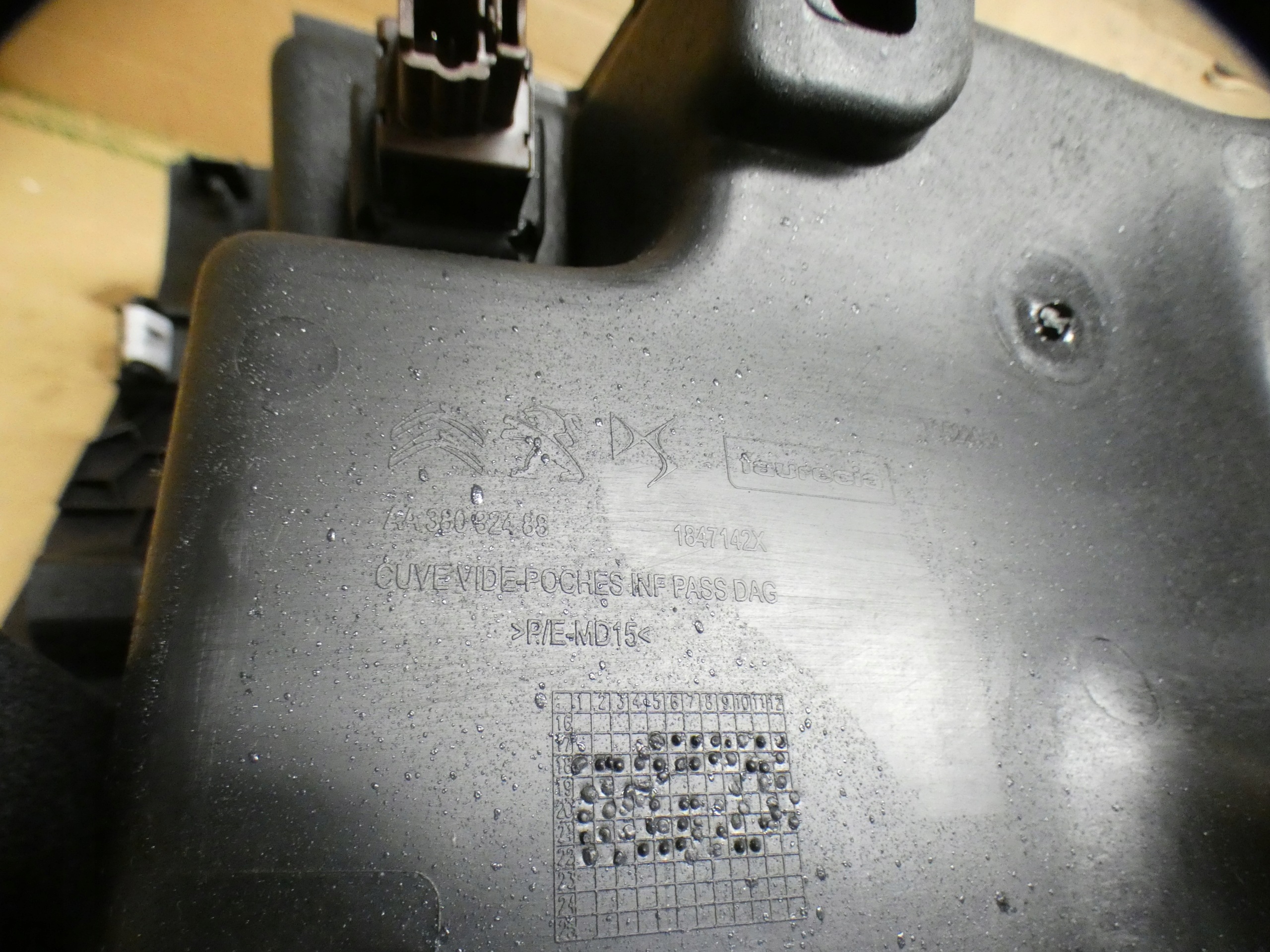 Handschuhfach Citroen DS7 CROSSBACK 2021 AA38032488