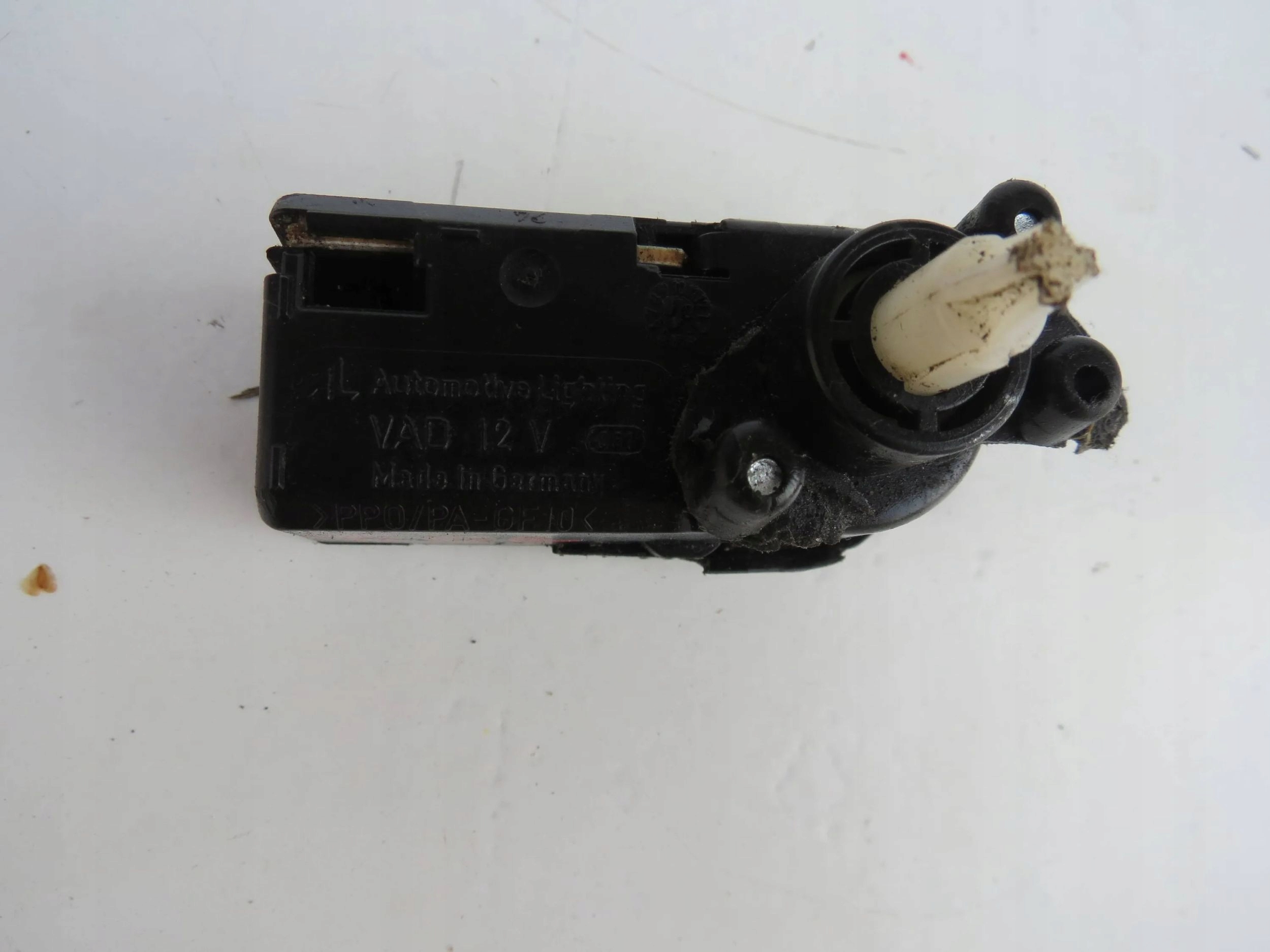 Motor Regulations- Leuchten VOLVO V70 III 0307853322