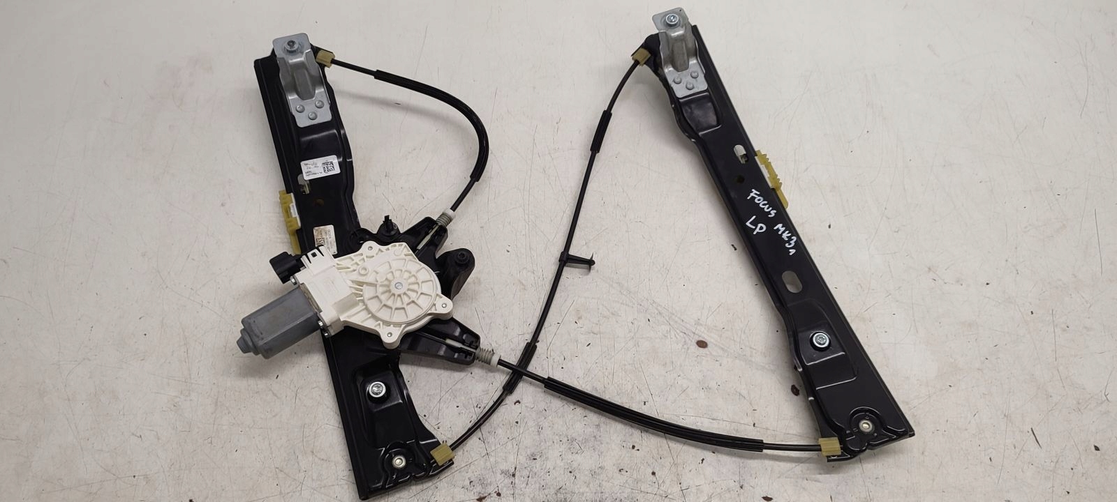 window regulator left front mechanism Ford Focus MK3 kombi 1,0 Ecoboost