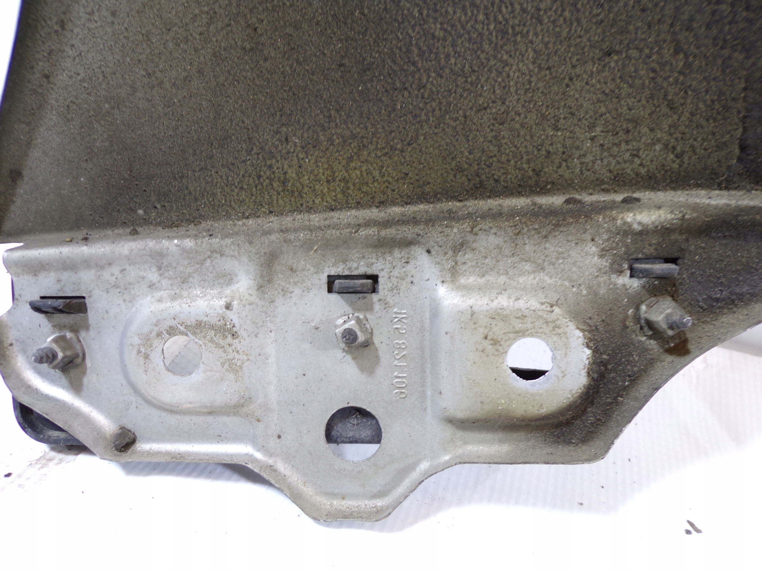 fender right front VOLKSWAGEN JETTA 5 V colour LA7W