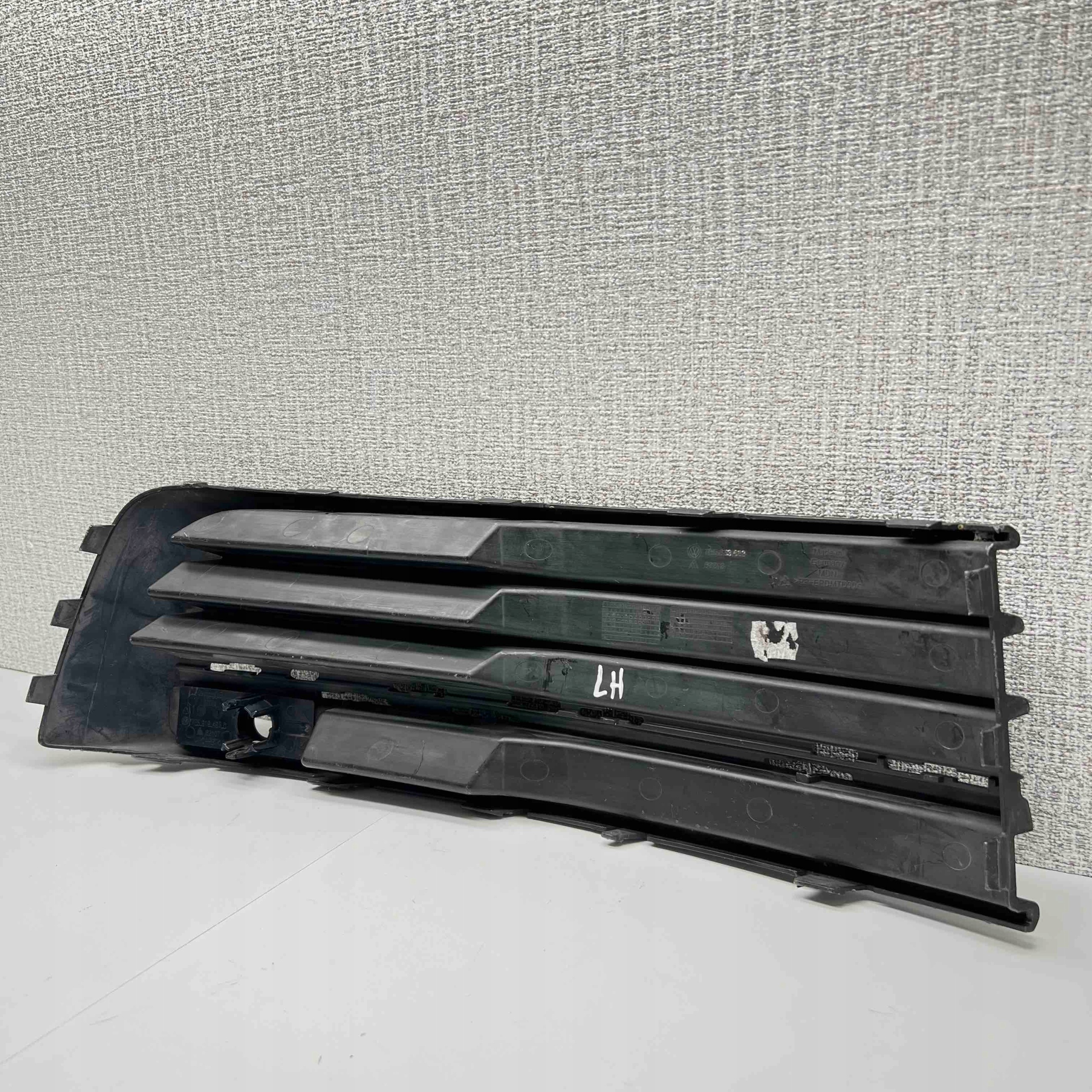VW TRANSPORTER T6 2015-2019 grill der stoßstange links oben 7E5853683