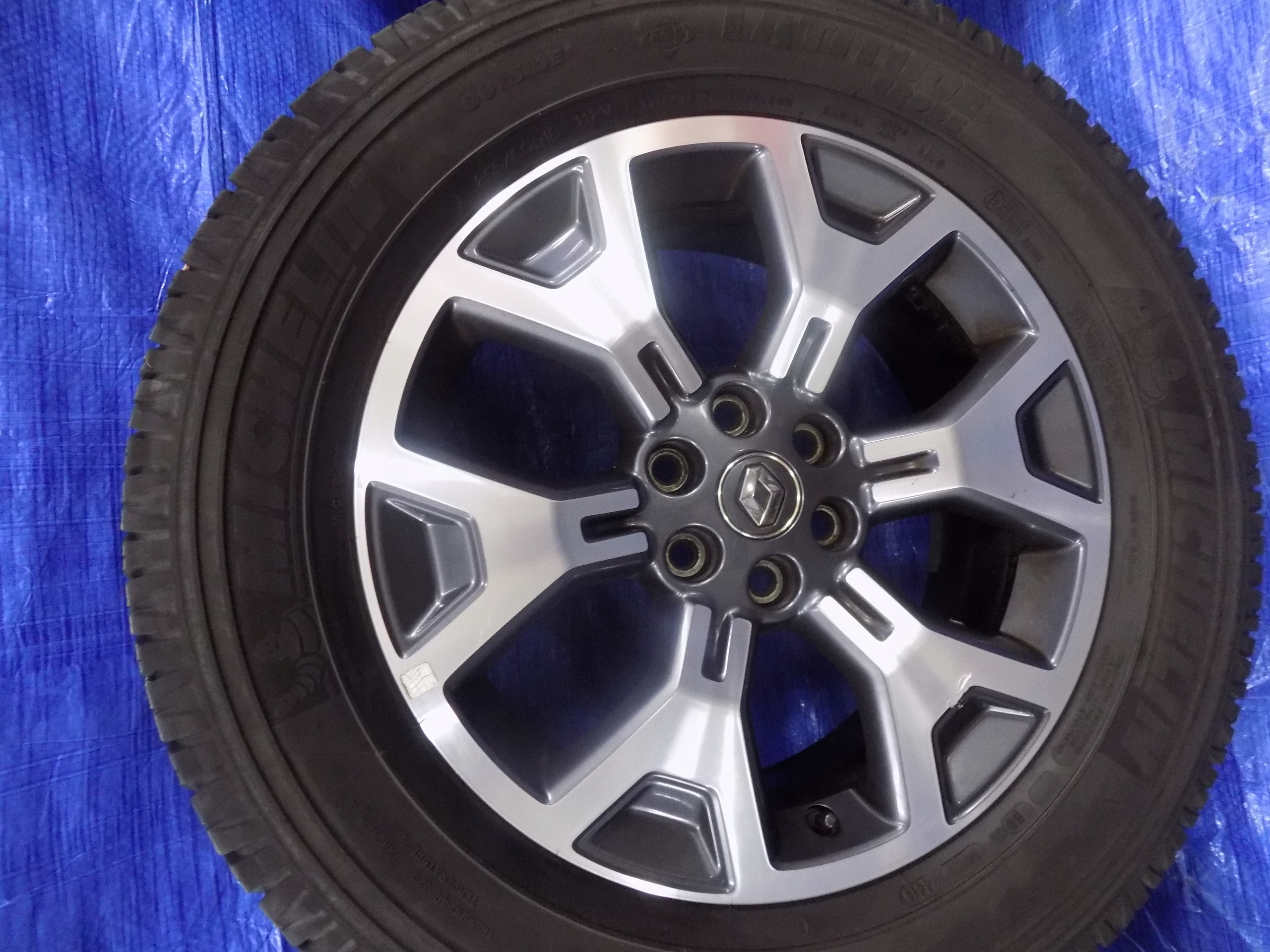 disc disc wheels 225/60/R18 RENAULT ALASKAN 2017R