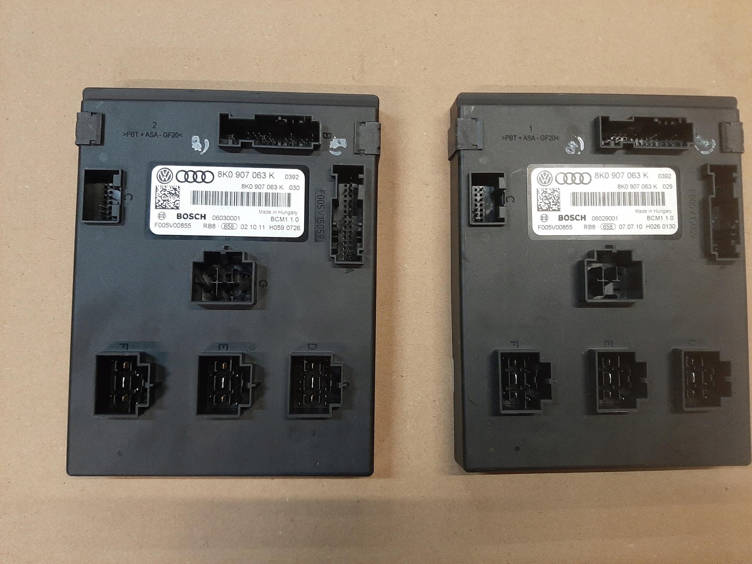 AUDI A4 B8 A5 Module Unité de contrôle KOMFORTU 8K0907063K