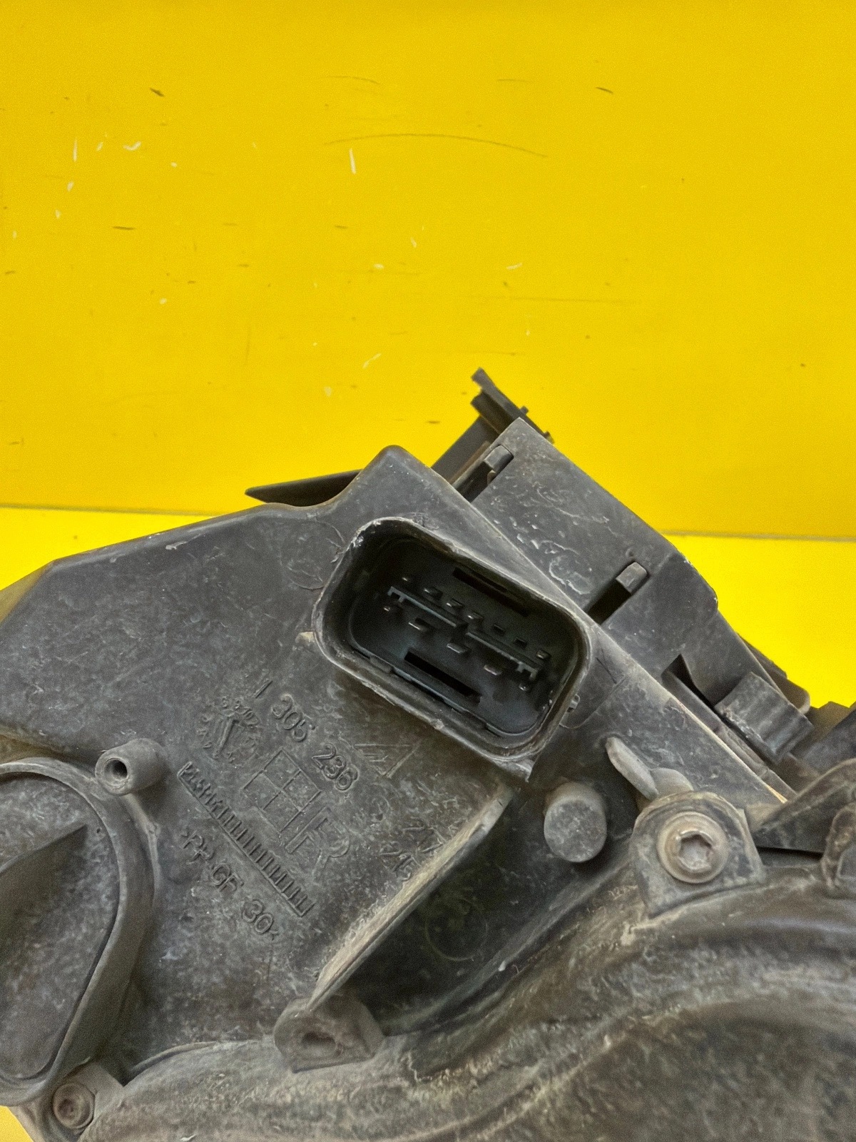 light right front BMW 3 E92 E93 Coupe Xenon positioning 7162142-13
