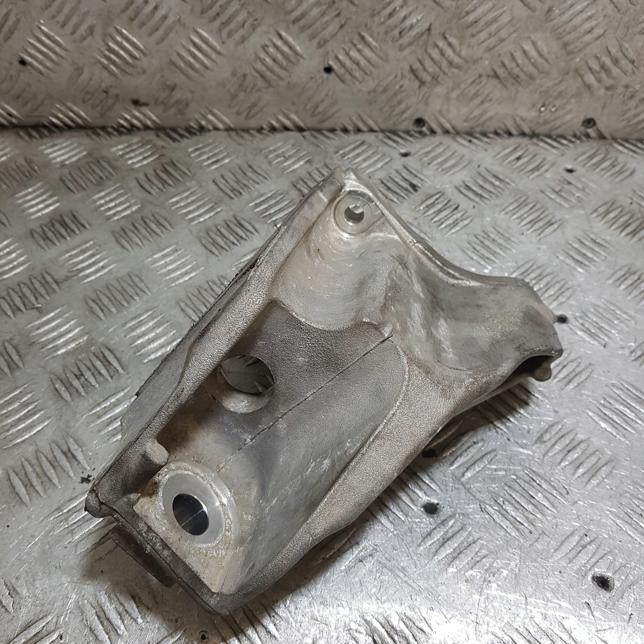 engine mount ALFA ROMEO STELVIO Q4 50537064DX 2020