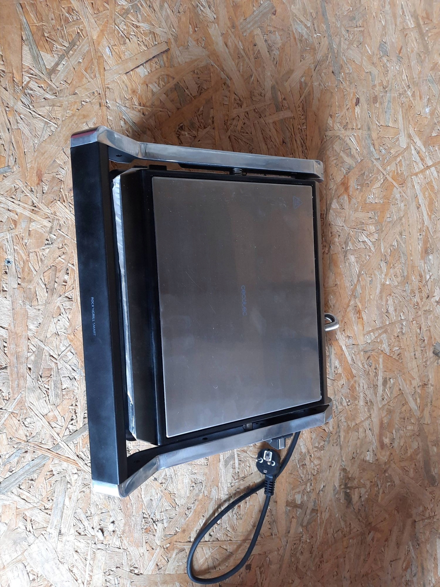 GRILL ELEKTRYCZNY CECOTEC ROCK'NGRILL SMART 2000 W Moc 1000 W