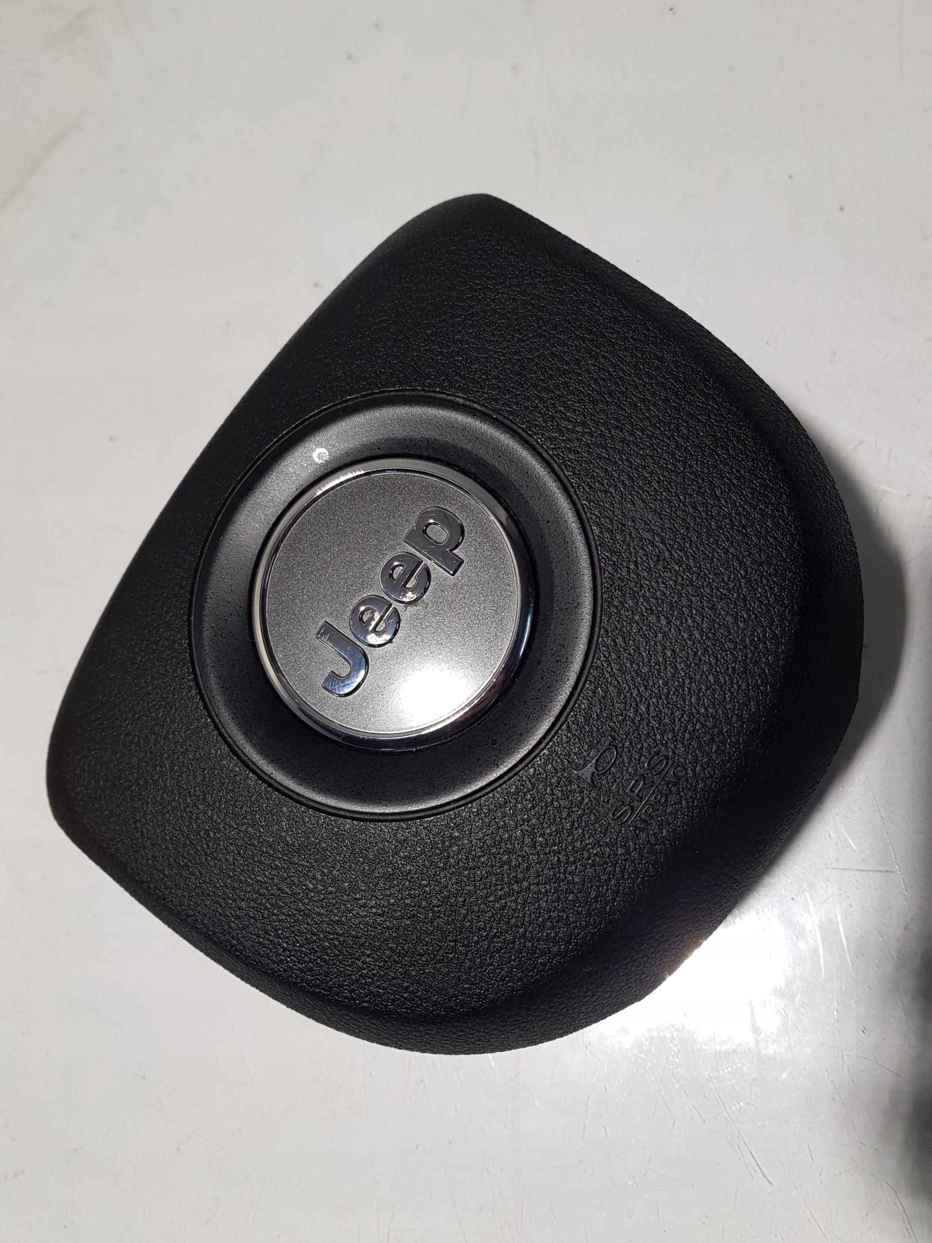 P1vr14dx9ae - ПОДУШКА ВОДІЯ JEEP CHEROKEE KL V