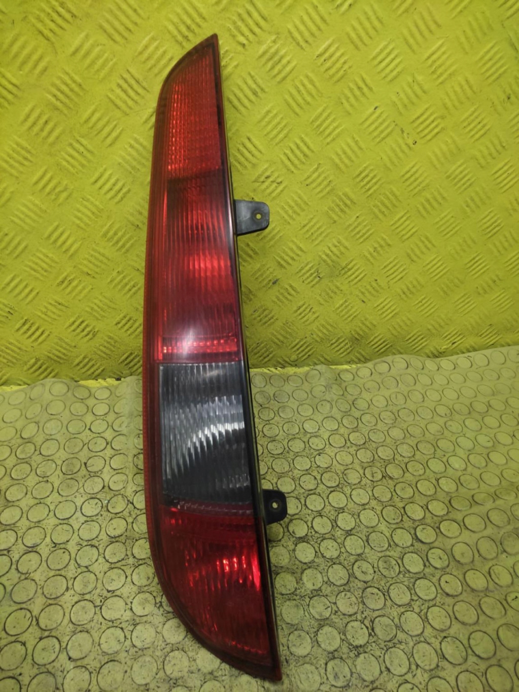 FORD FOCUS MK2 KOMBI light left rear part 4M5113405