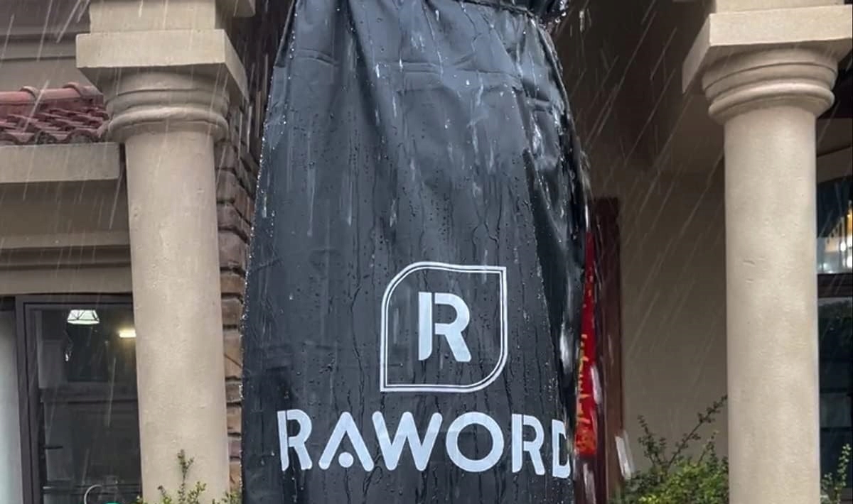 PLANDEKA POKROWIEC NA PARASOL OGRODOWY 3M NA ZAMEK Producent inna