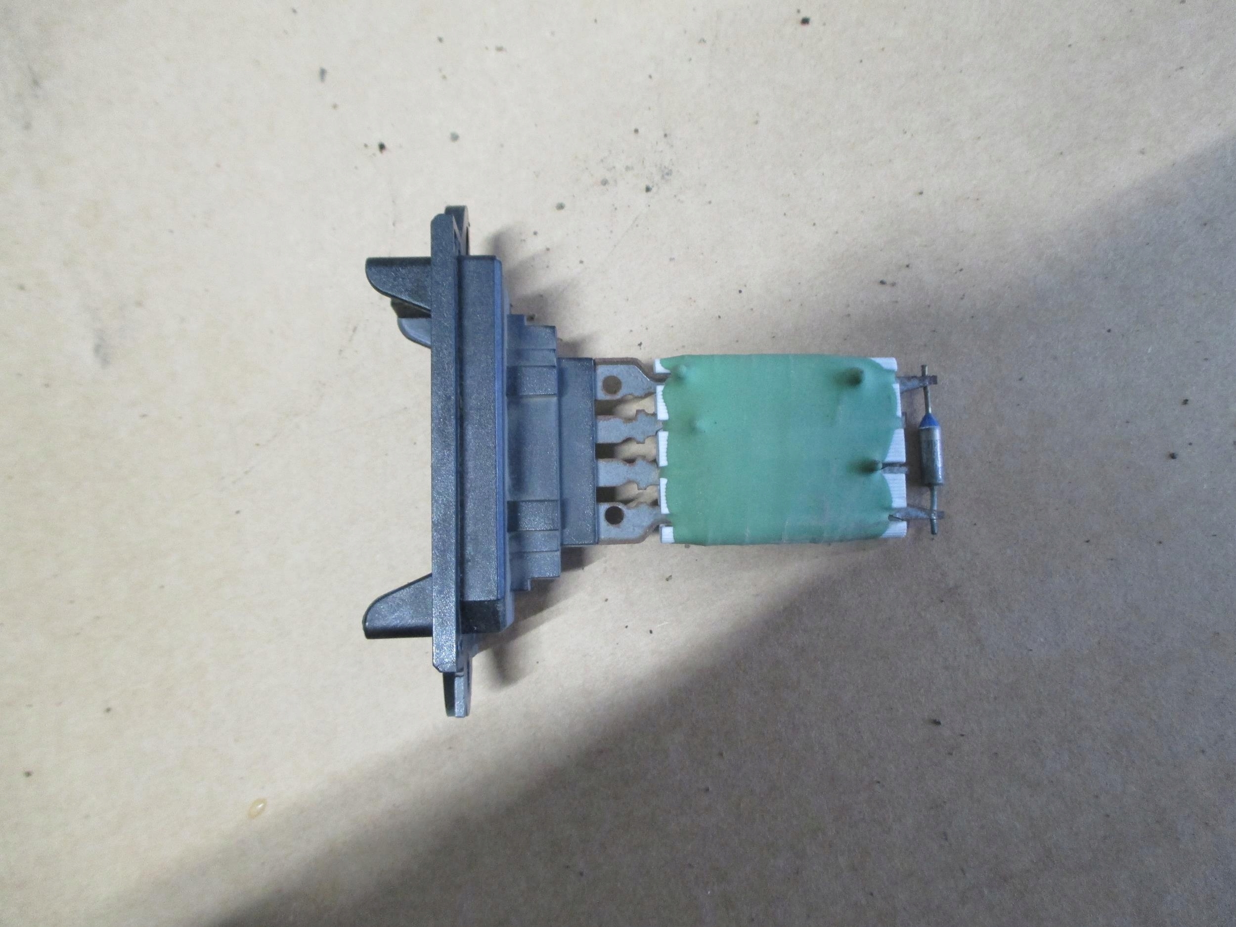 CITROEN C2 03-09 REZYSTOR DMUCHAWY