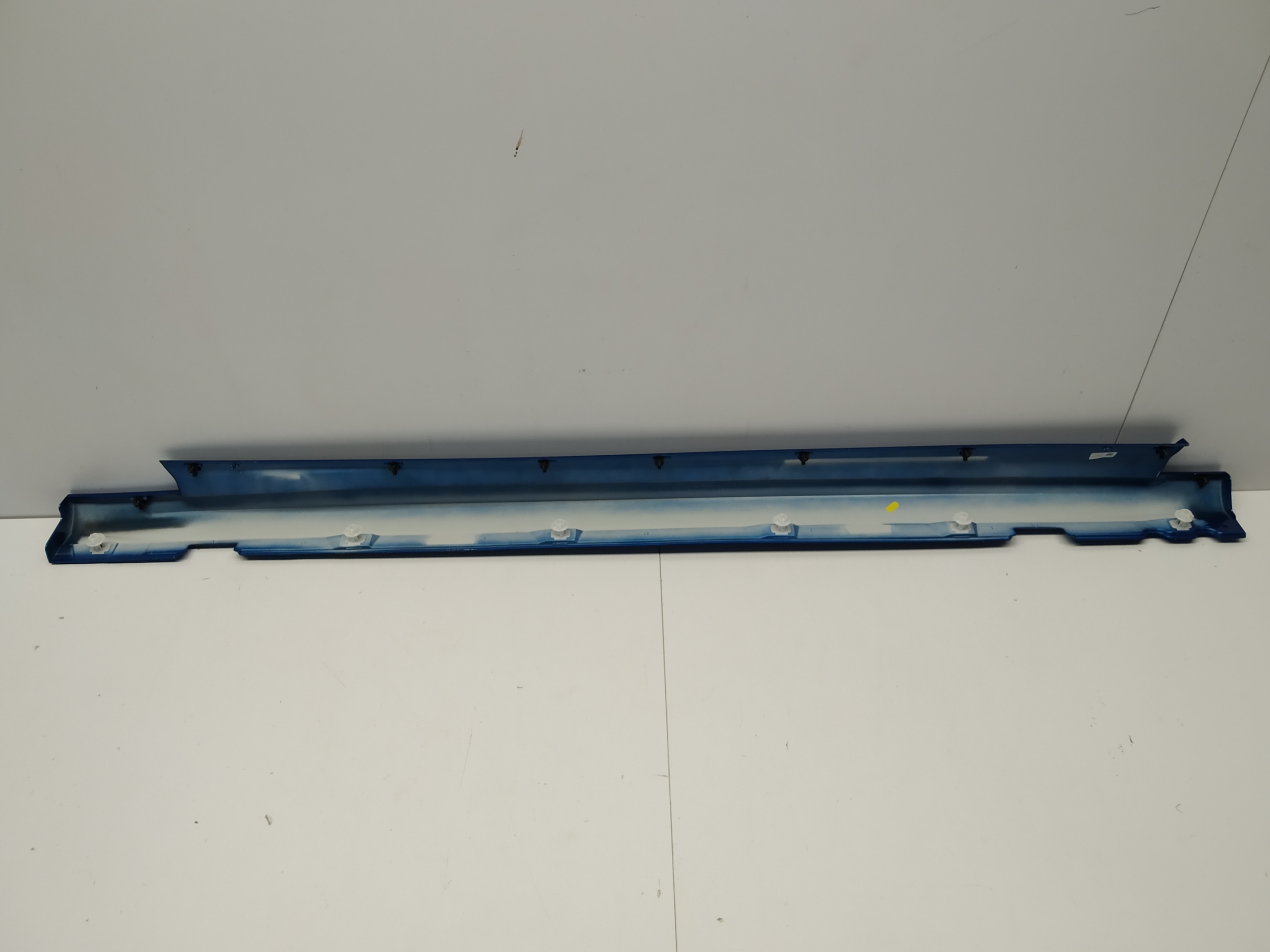 2018r + Focus Mk4 IV ST Line threshold moulding threshold left blue cap