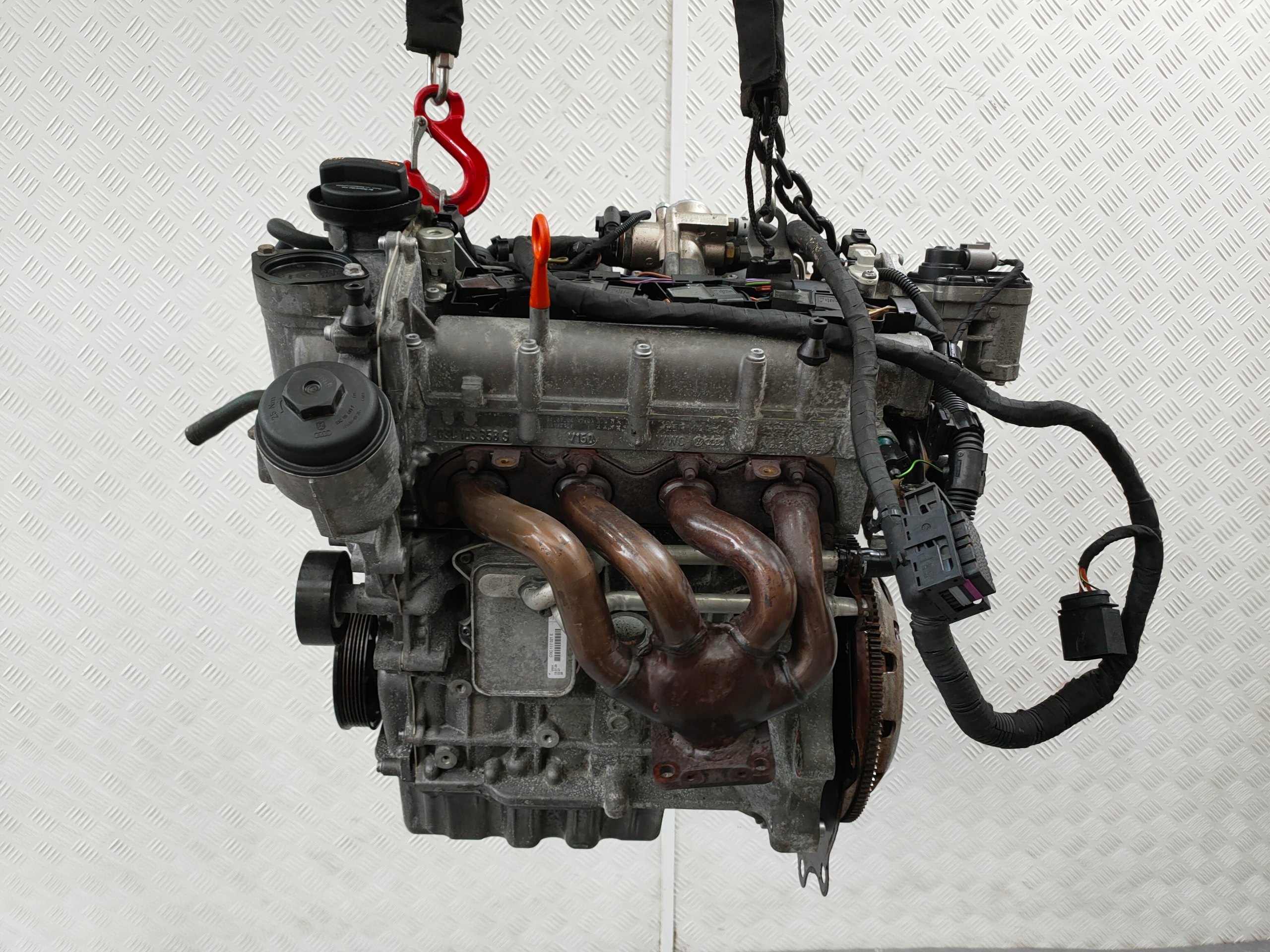 VW GOLF V PASSAT 05-11 engine complete 1.6 FSI 115KM BLF 158tys. warrenty