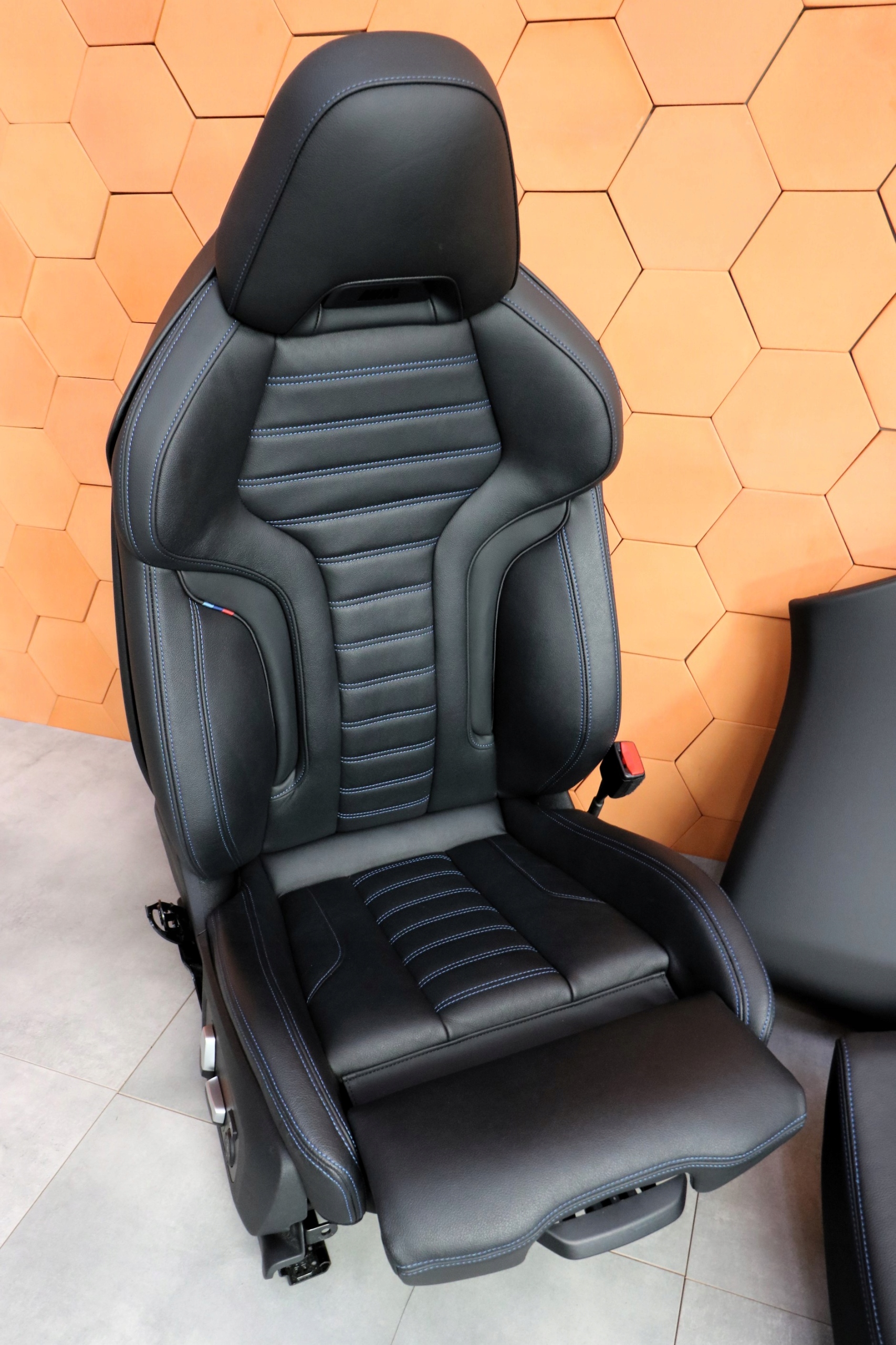 BMW 4 G26 inner seats m-packet heated PAMIEC HARMAN VERNASCA black,