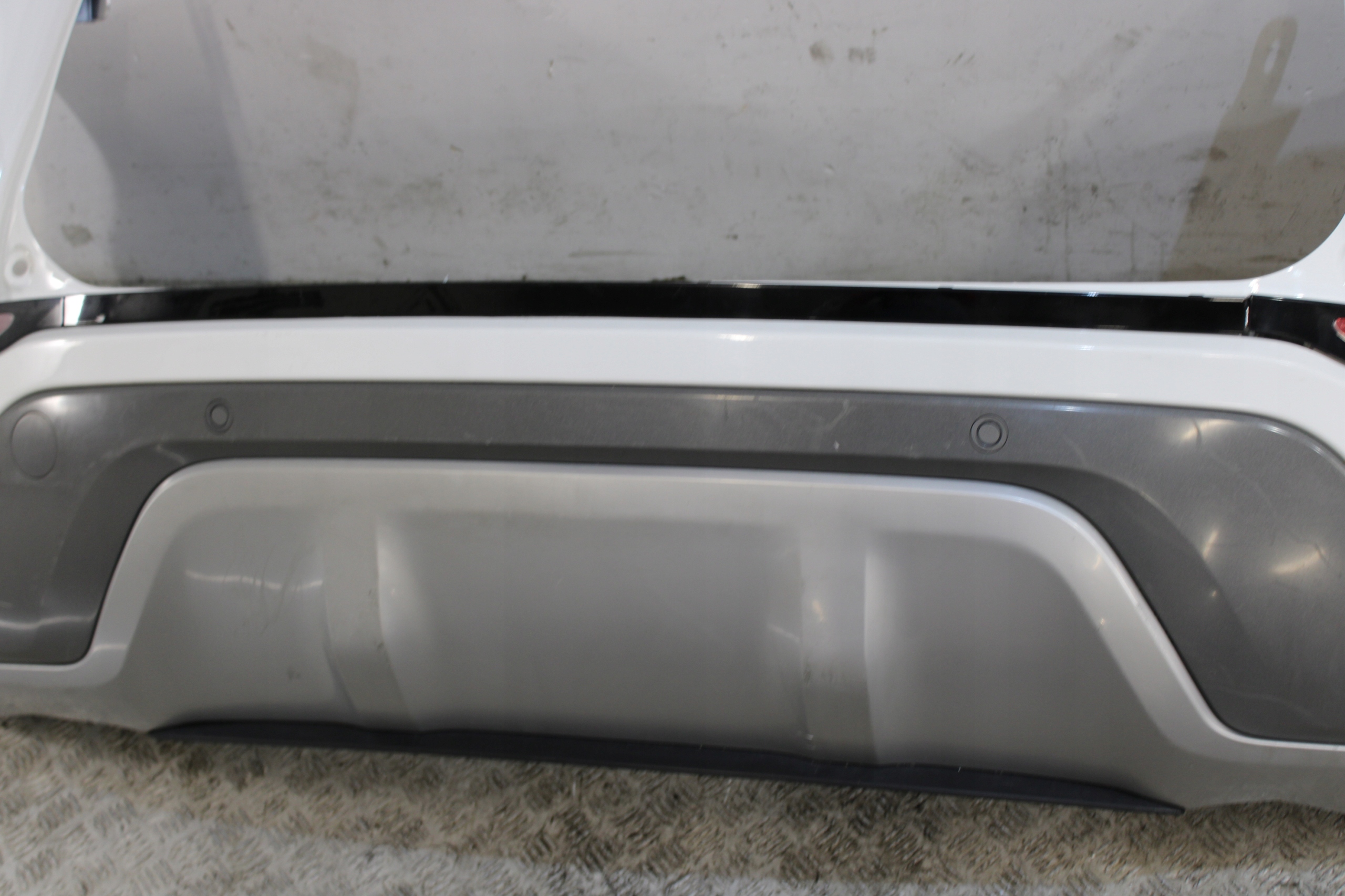 bumper rear part rear complete 4 X PDC LAND ROVER EVOQUE II 2 L551