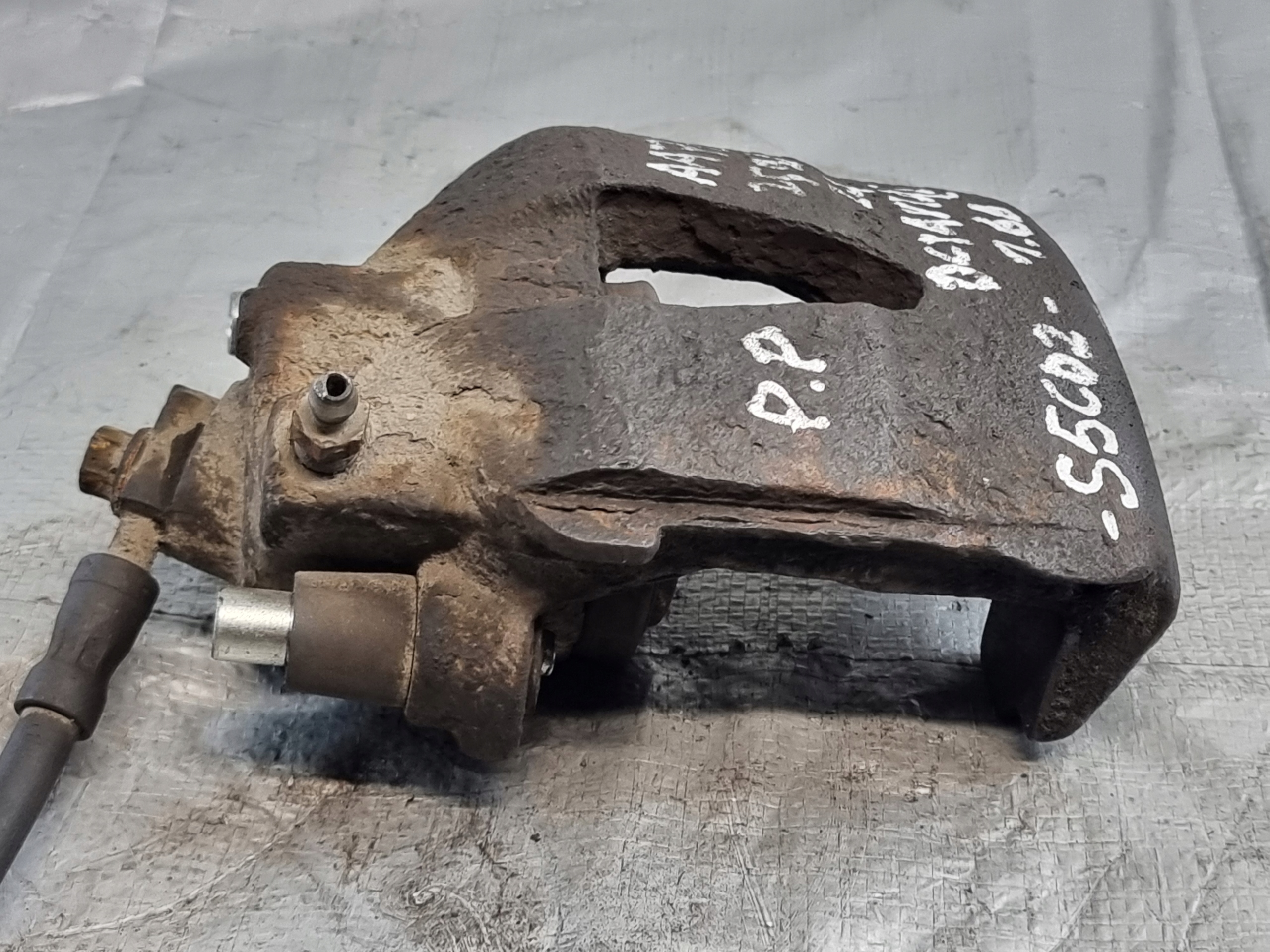 caliper brake right front SKODA OCTAVIA and 1.6B 75kW 01r