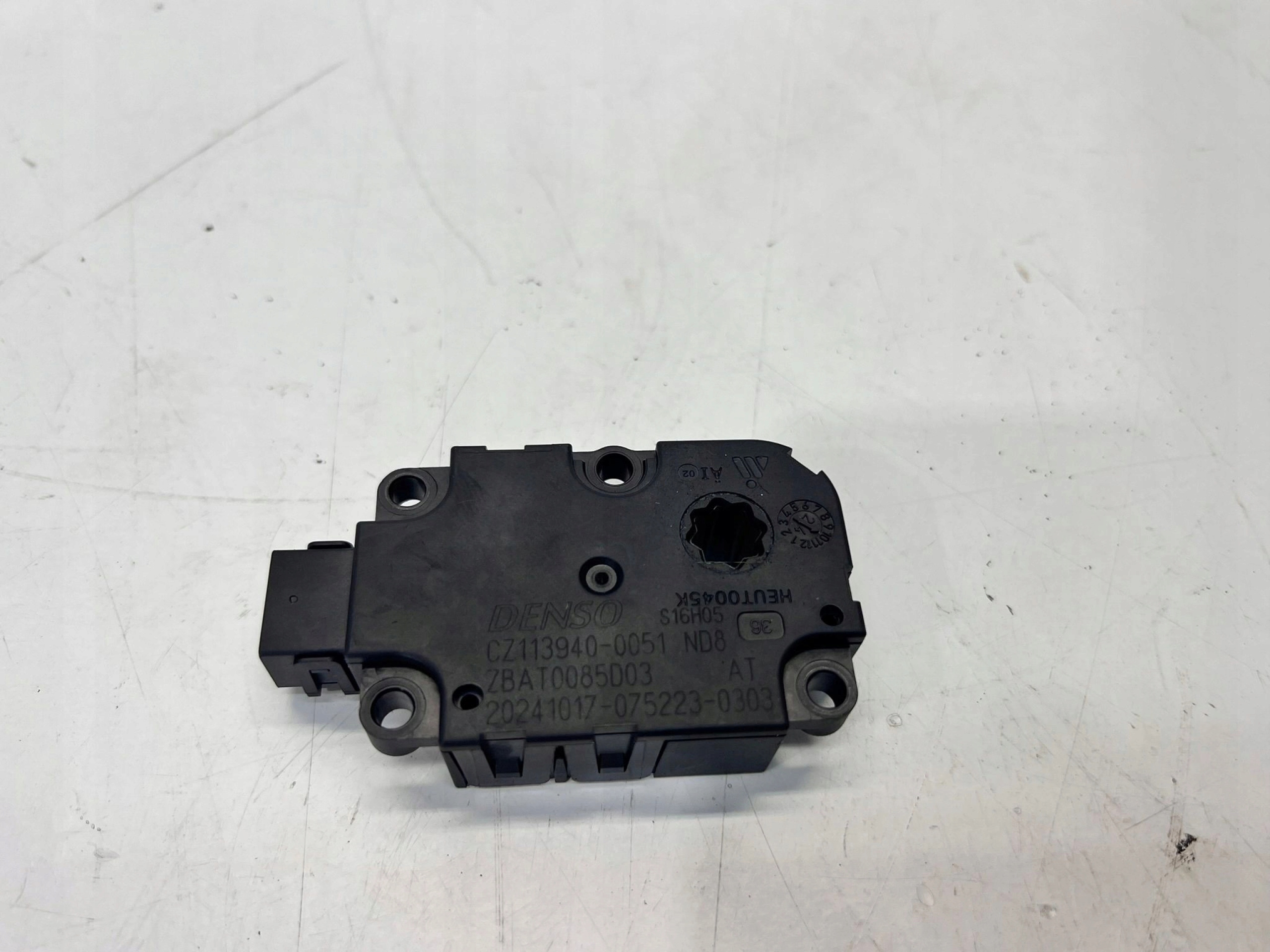 Micro moteur Bloc de chauffage complet AUDI CZ113940-0051 *11*