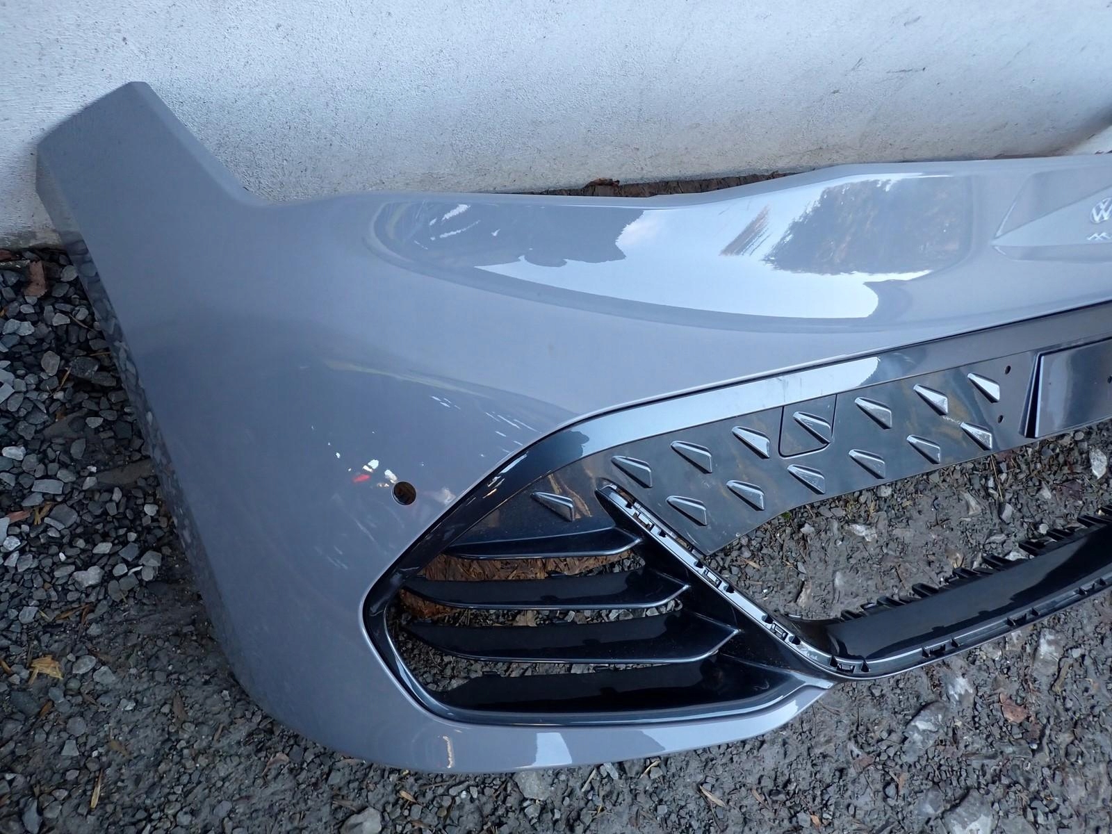 bumper front front CUPRA BORN 10E K11 2021-2025R 10E807221D
