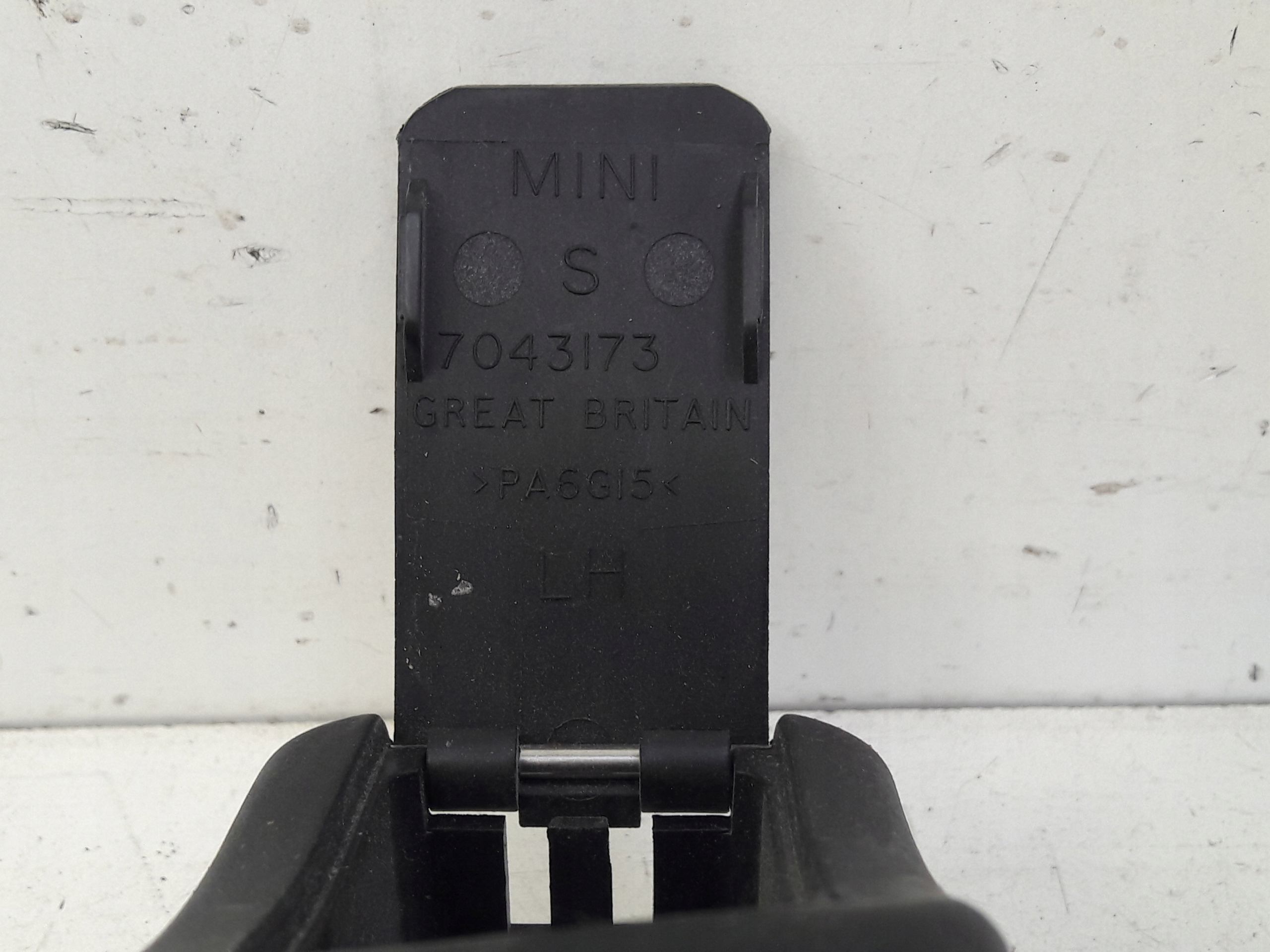 Couvre isofix 7043173 Mini