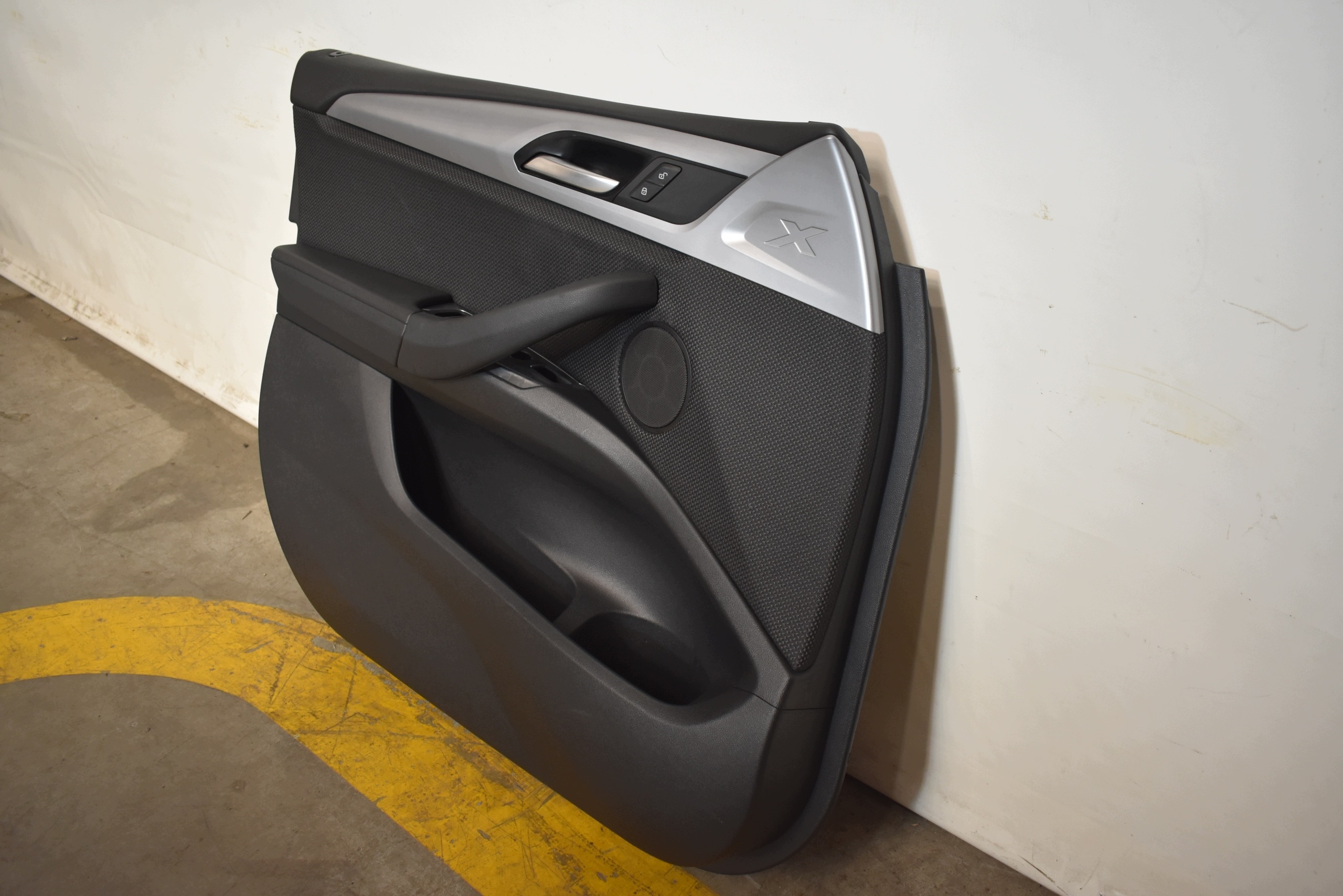 IDEALNY side door front front left MATERIALOWY BMW X3 G01 X-LINE 1