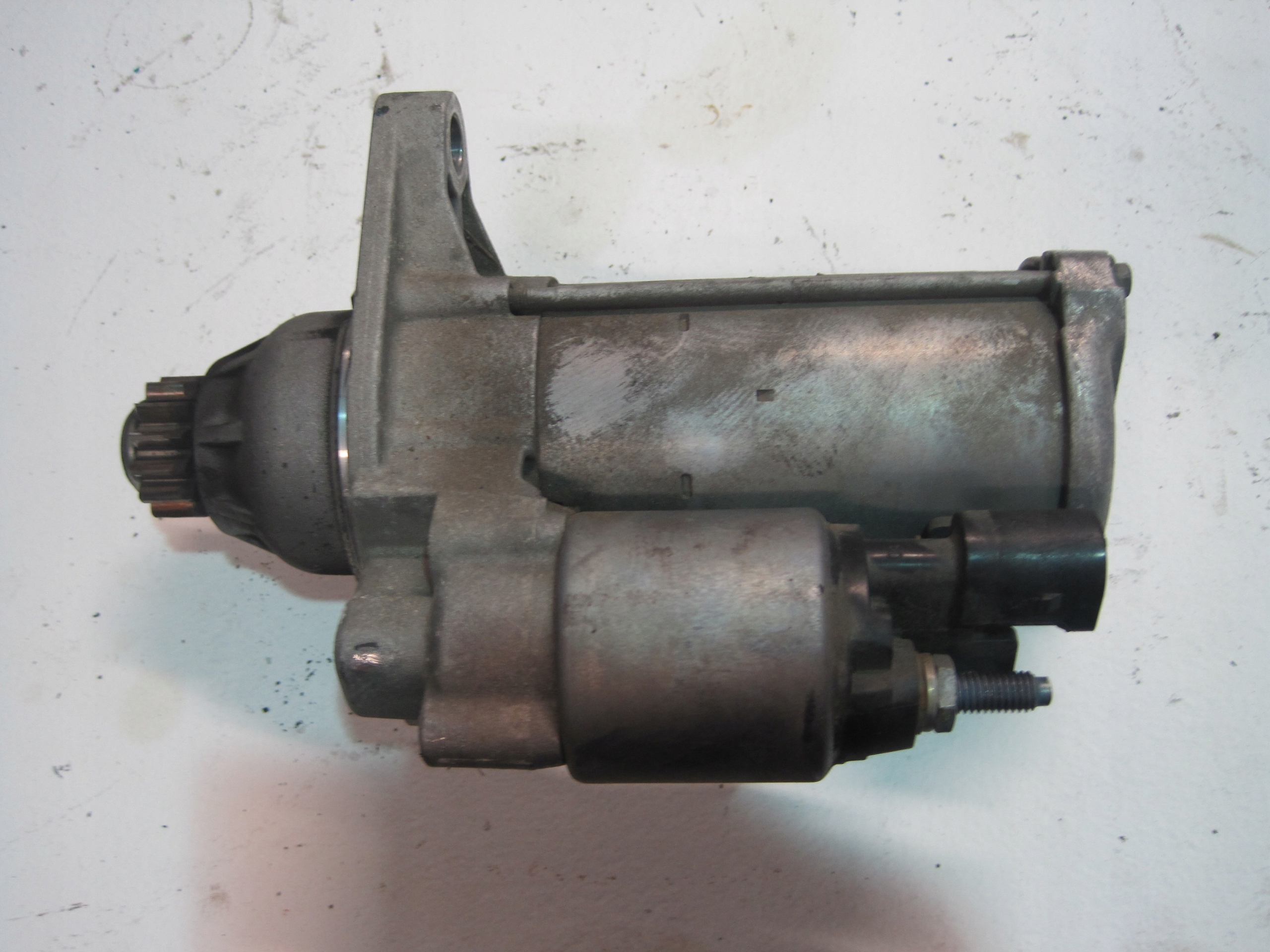 starter Audi Q3 83A 1.4 HYBRYDA 0AM911023R
